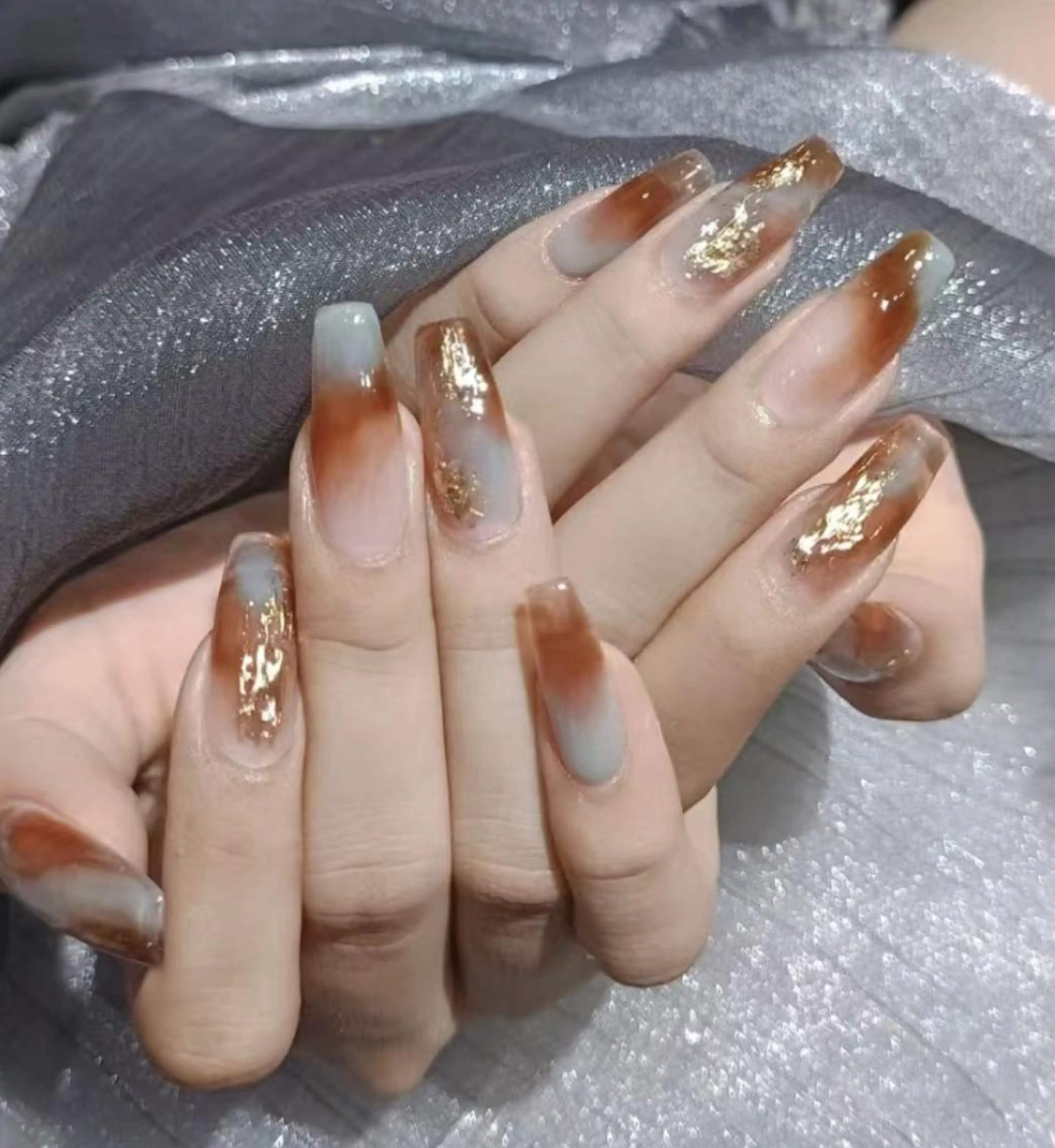 ネイル アートネイル 長さ出し ネイルチップ Queens momoのネイルデザイン