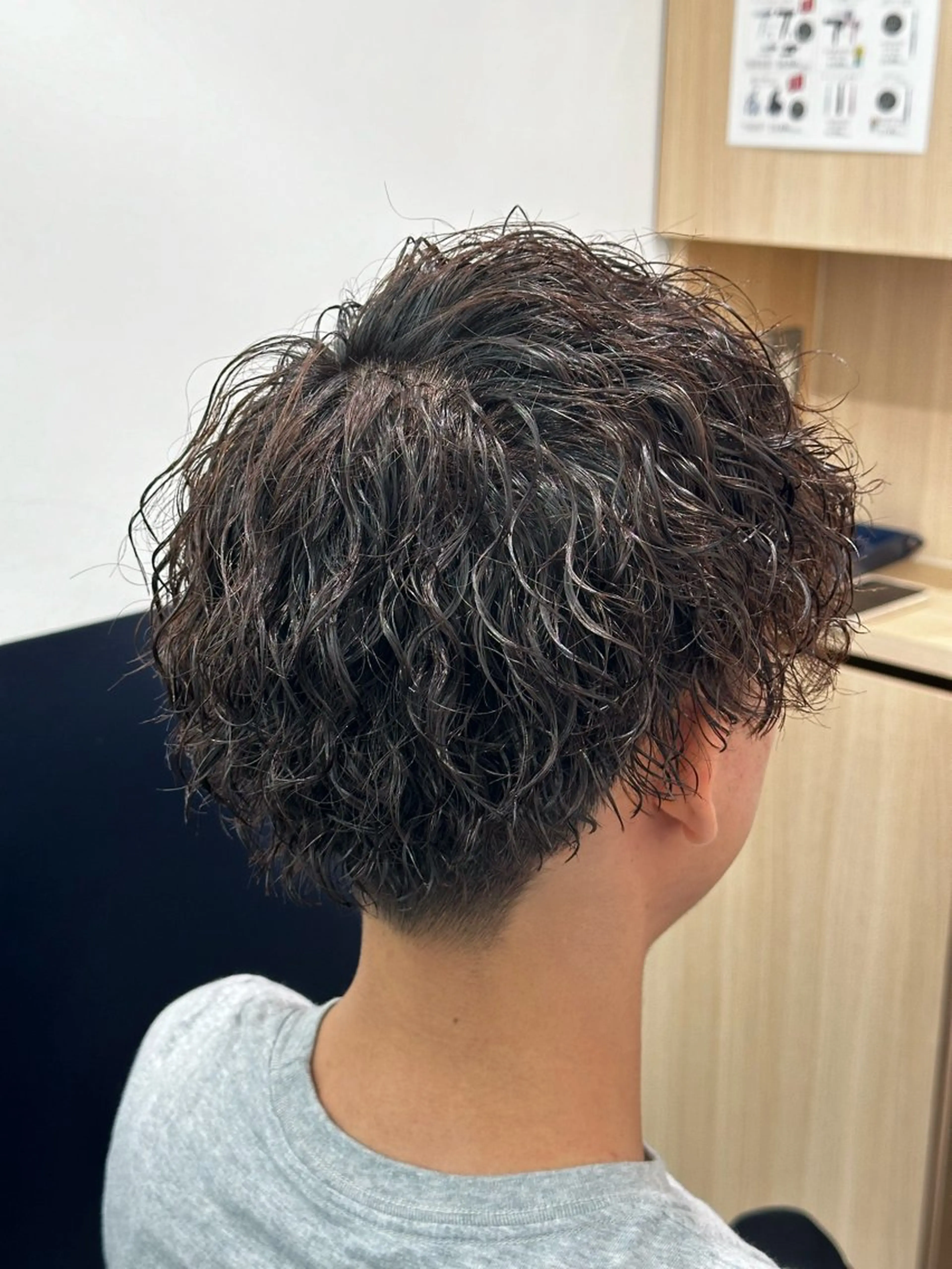 ショート パーマ 千葉弘平 🔥波巻き特化🔥のヘアスタイル