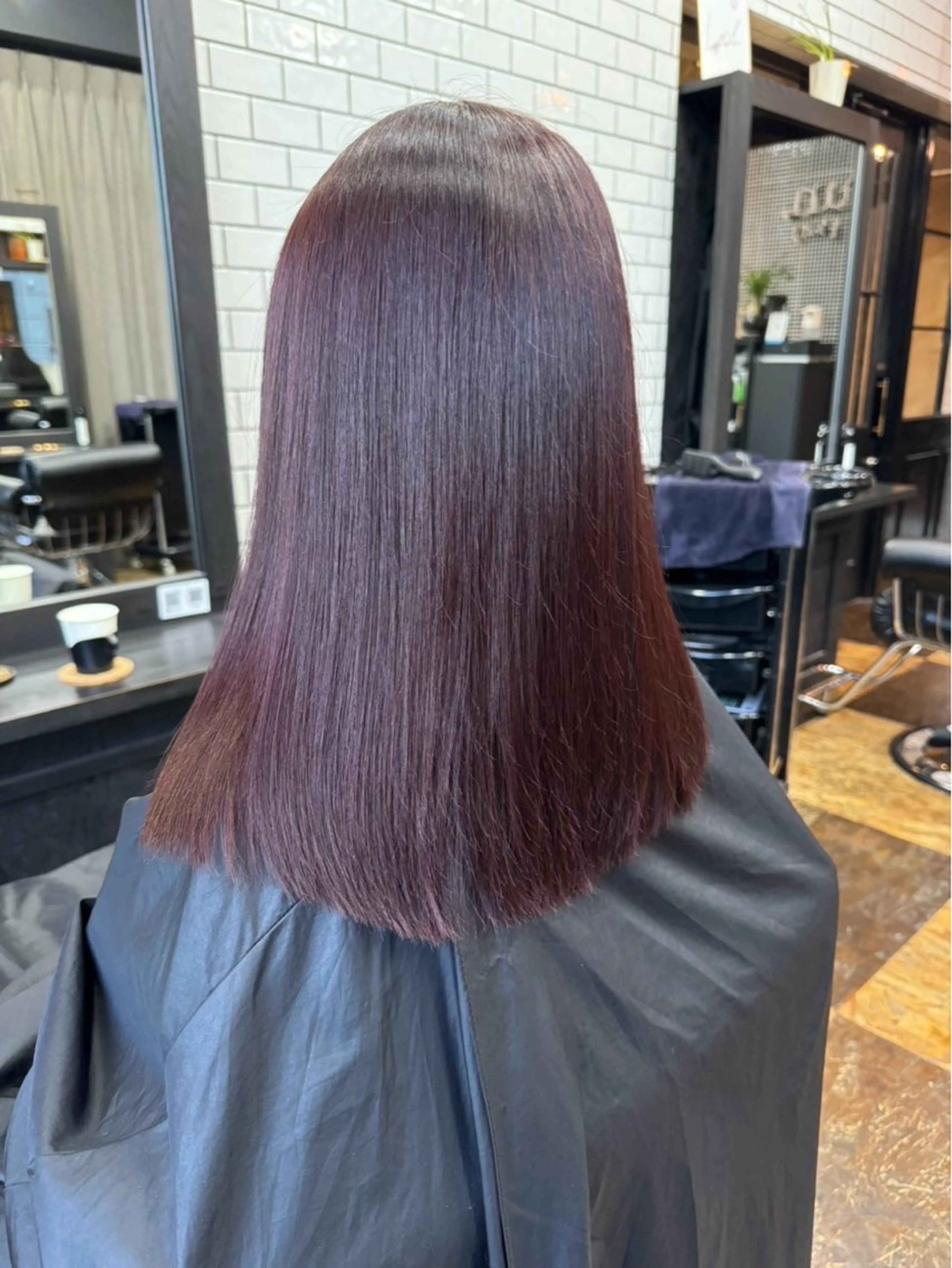 セミロング カラー un. Misakiのヘアスタイル