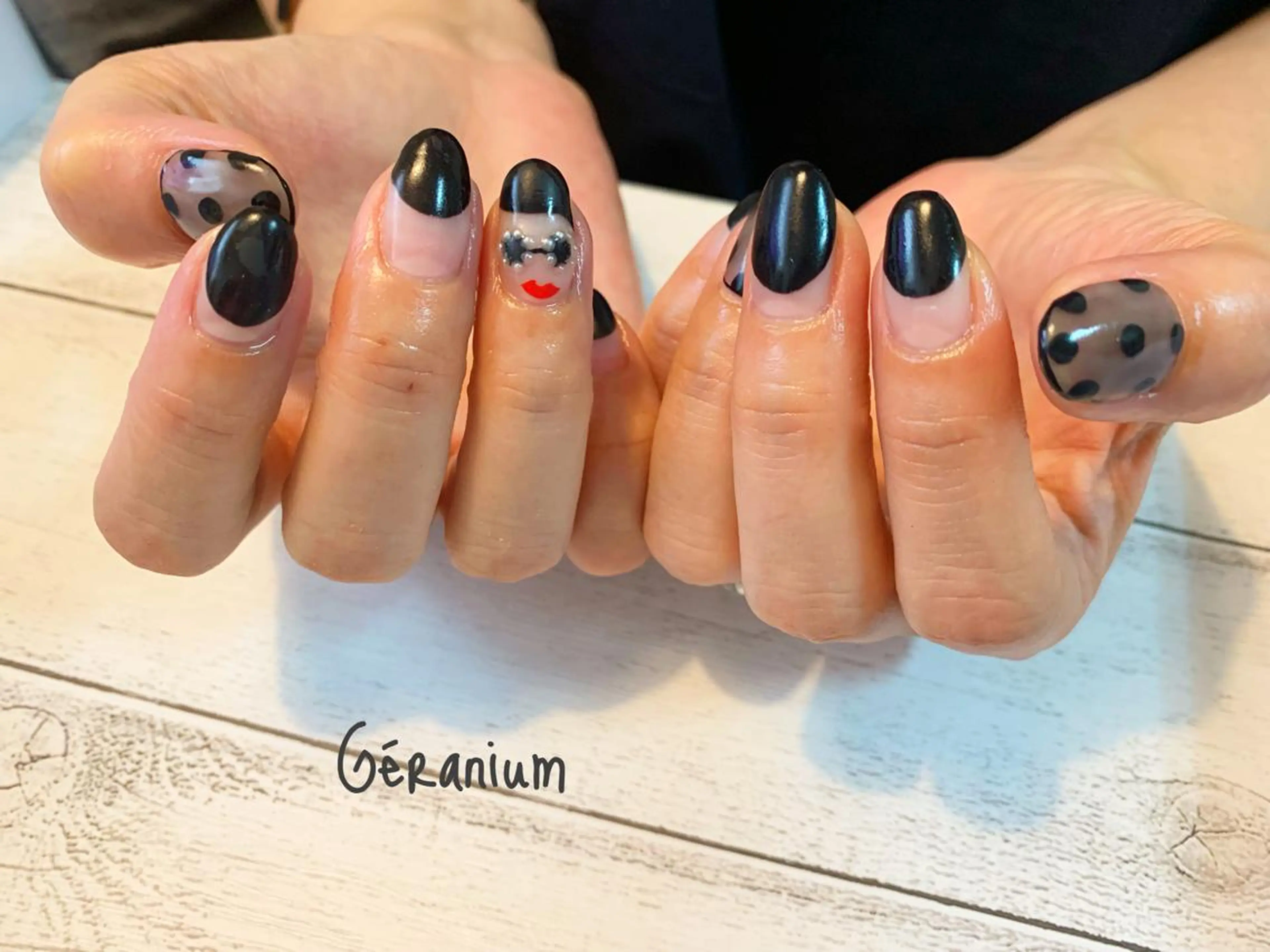 ネイル ハンドネイル GéRanium Harukaのネイルデザイン