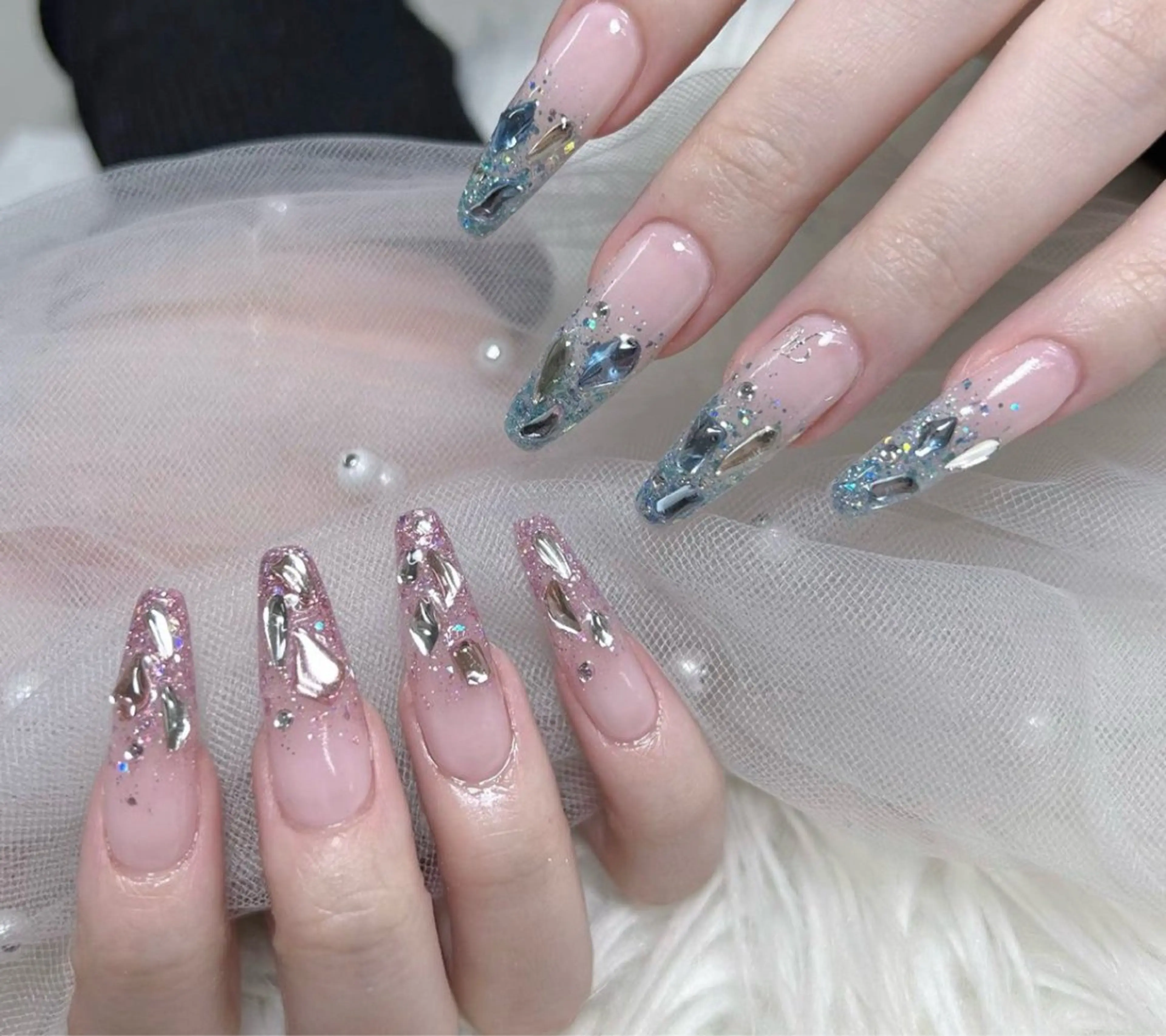 ネイル 成人式 韓国ネイル オフィスネイル ハンドネイル ハンドケア cat‘s nail🐈‍⬛のネイルデザイン