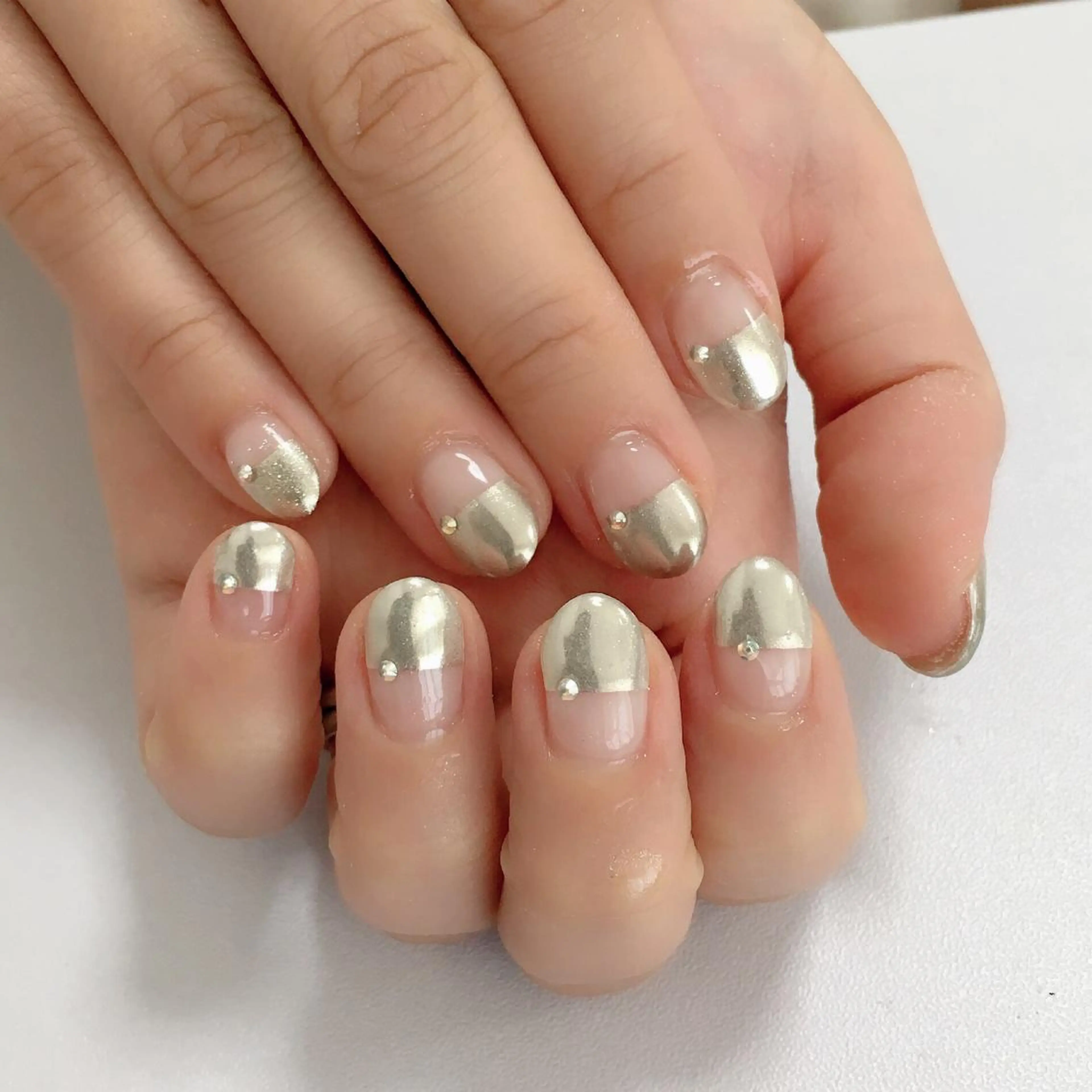 ネイル フレンチネイル ミラーネイル ストーンネイル Nono Nail ノノネイルのネイルデザイン