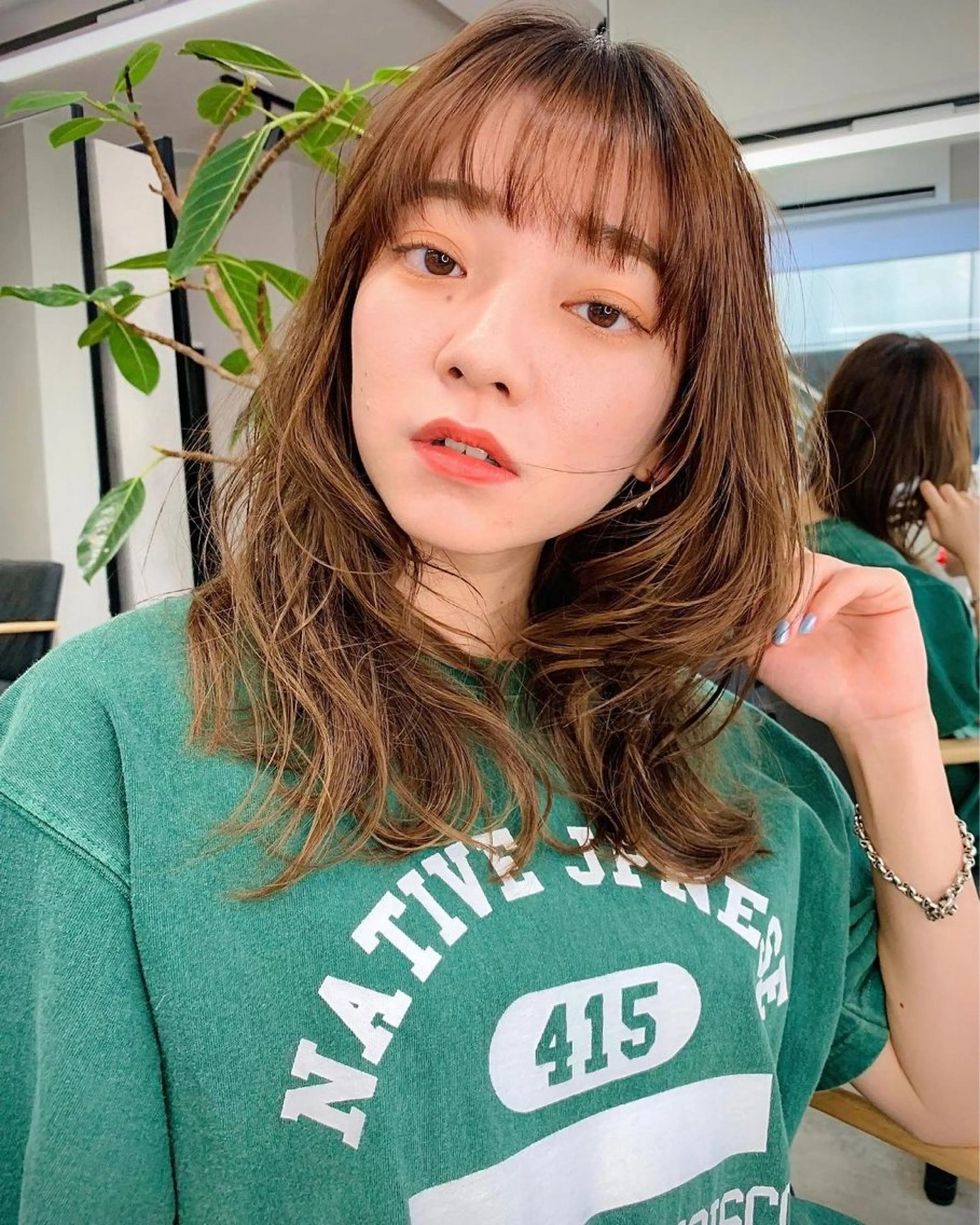 セミロング レイヤーカット 🌟ブリーチ/ボブ/ レイヤー渋谷☀️のヘアスタイル