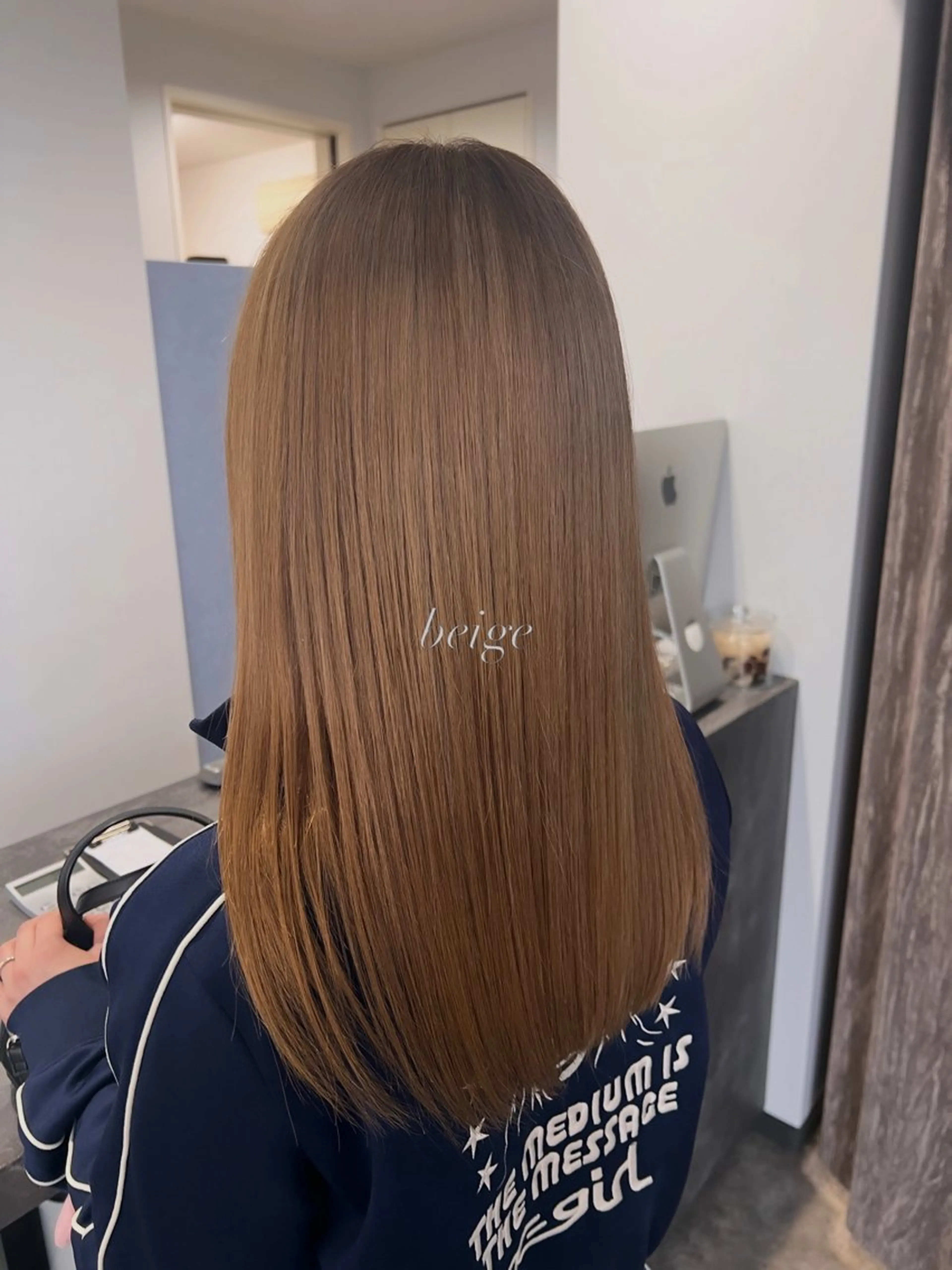 セミロング 小番 茜海のヘアスタイル