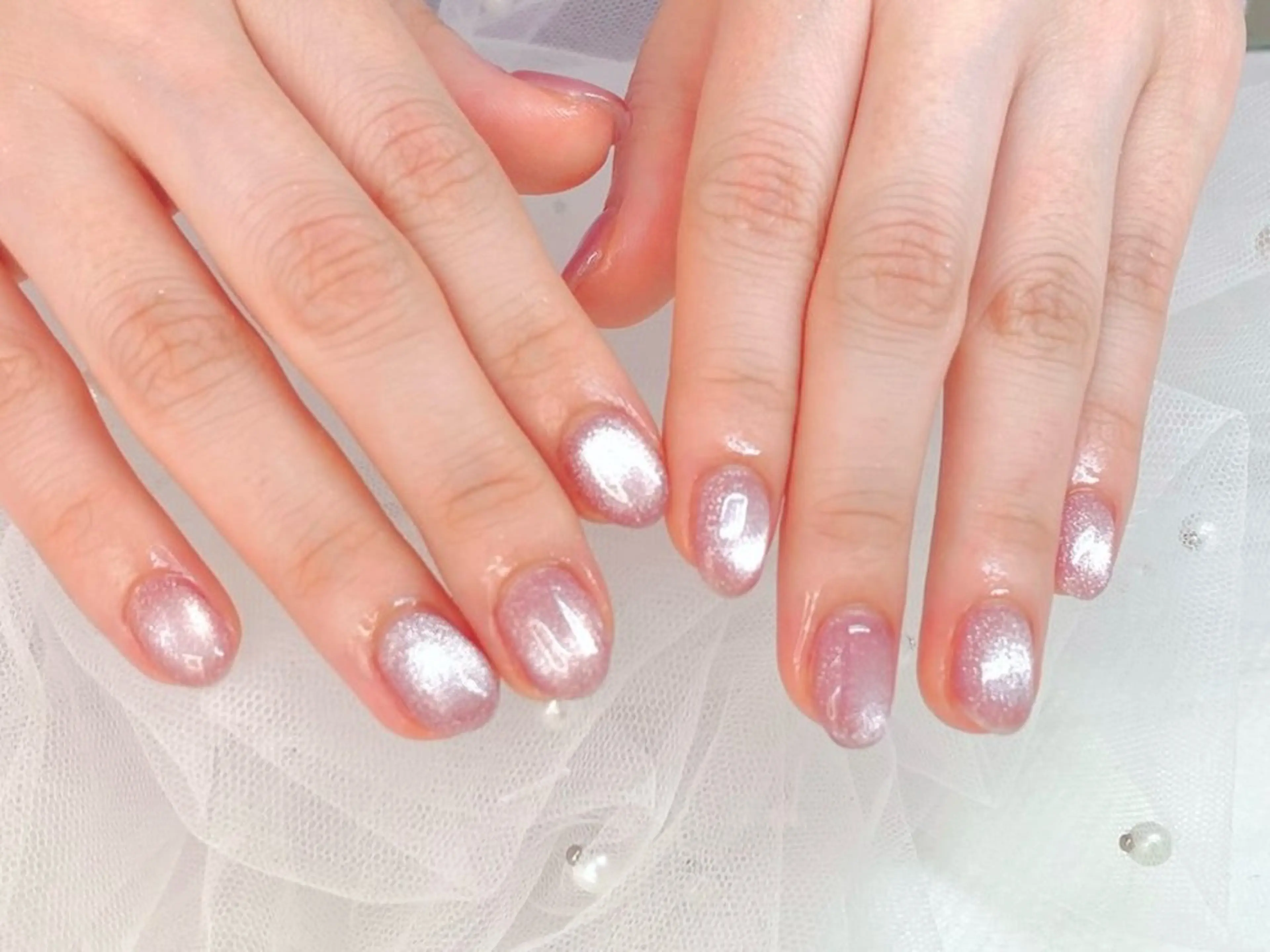 ネイル マグネットネイル ピンク ハンドネイル フットネイル Epokku ネイルサロンのネイルデザイン