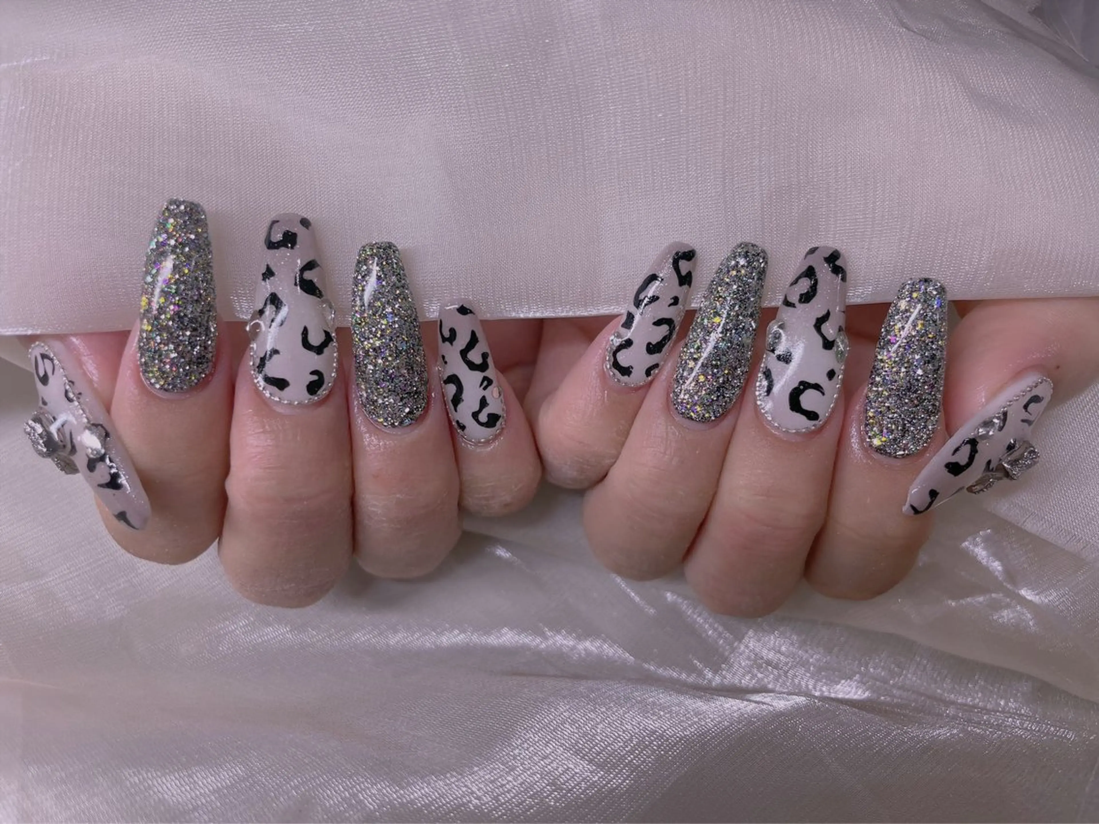 ネイル ハンドネイル エムズ ハヤシのネイルデザイン