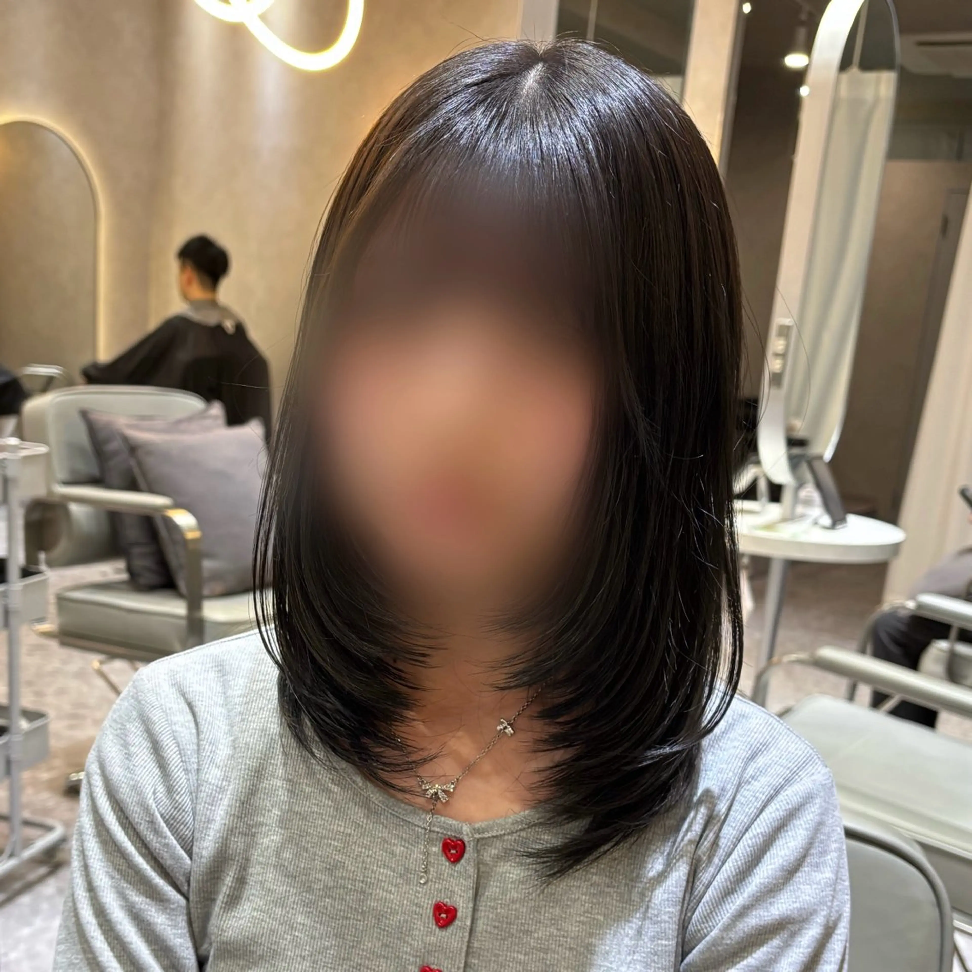 ミディアム ボブレイヤー ミディアムレイヤー ボブ 顔まわりレイヤー 顔周りカット カット トリートメント Ayano‪‪🎀似 合わせ×透明感🎀のヘアスタイル