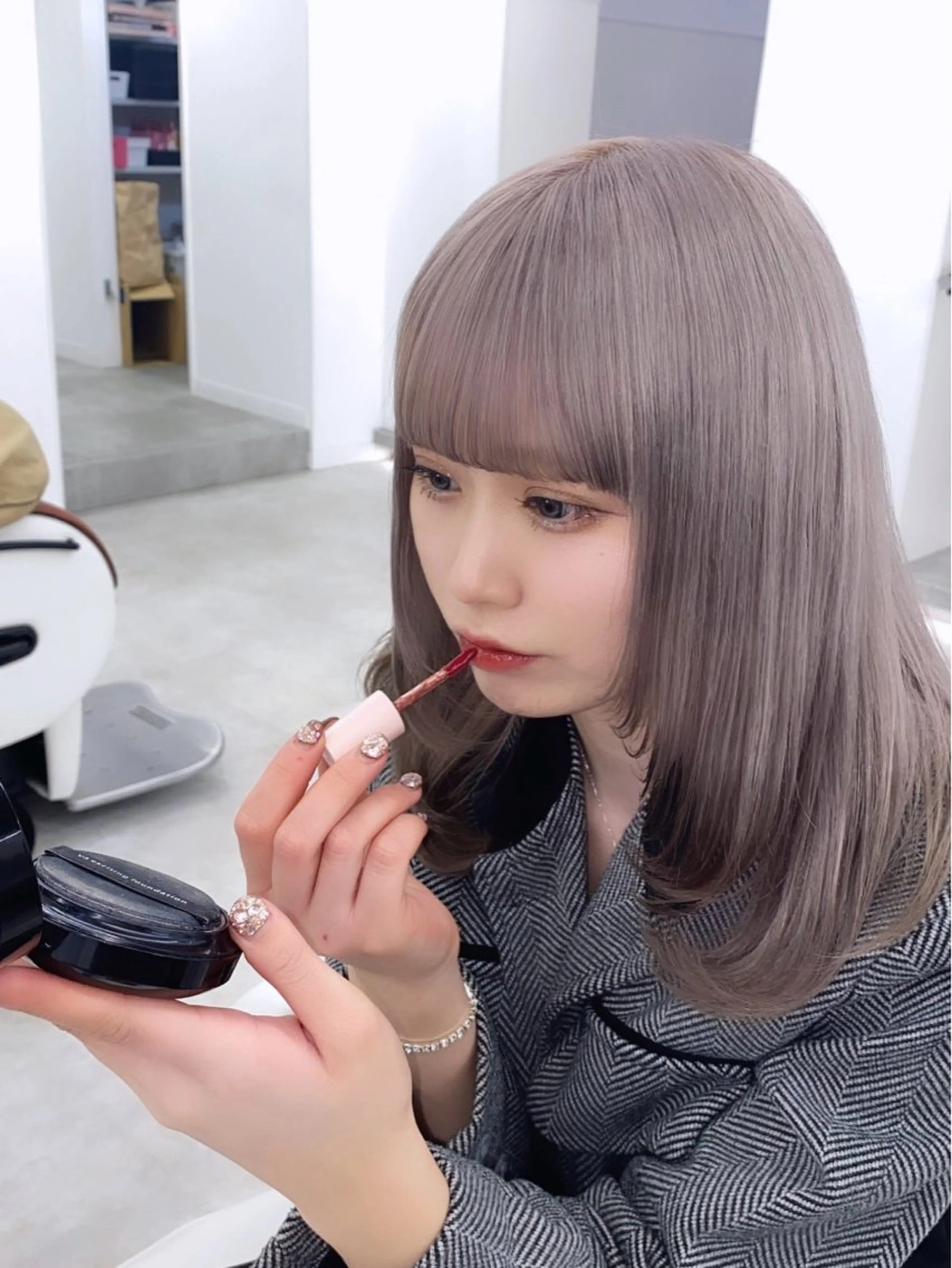 セミロング カラー ブリーチ ケアブリーチ 透明感カラー 韓国風ヘア レイヤーカット 透明感ハイトーン特化 /ケアブリーチ/莉駒のヘアスタイル