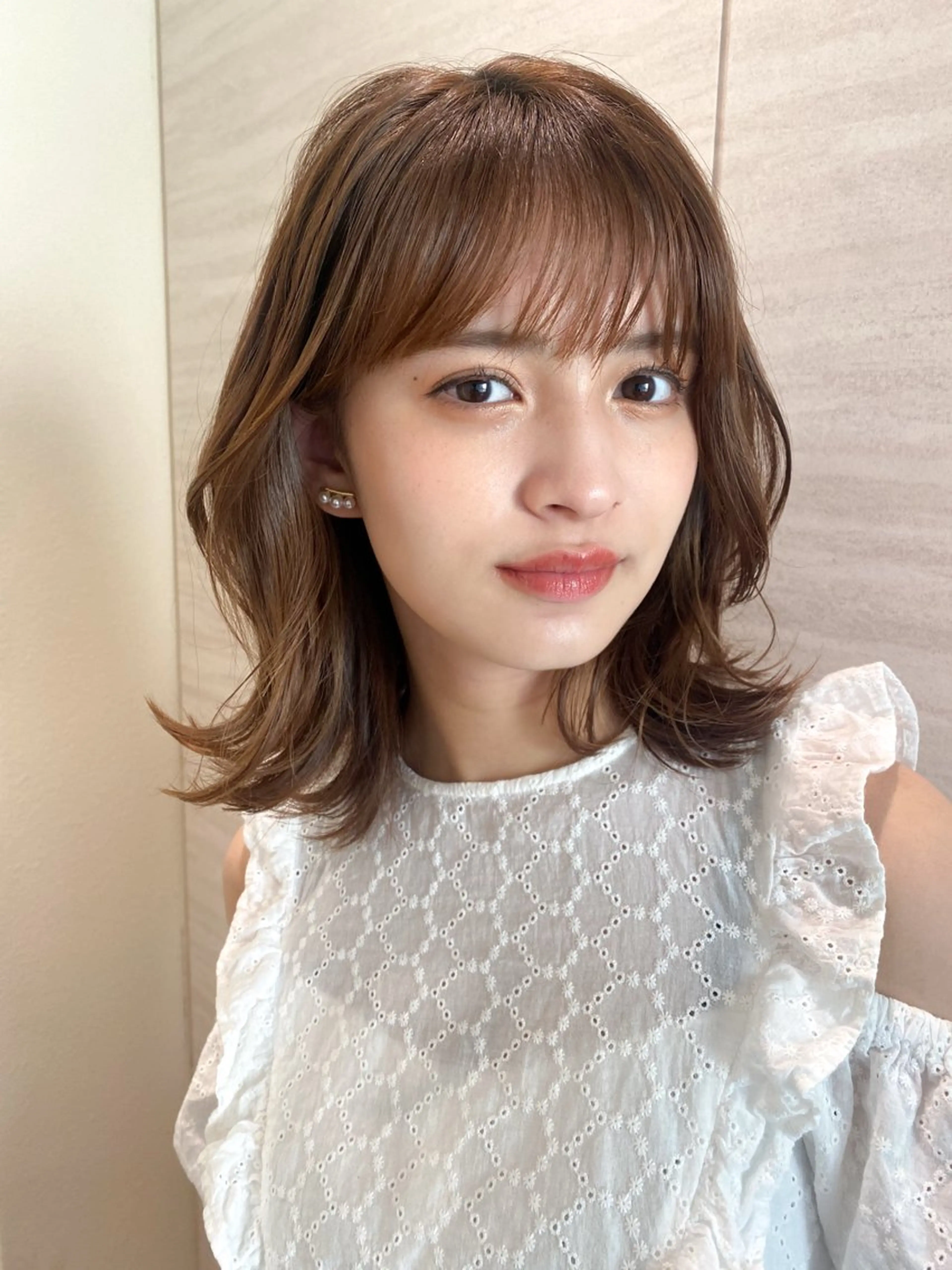 ミディアム カラー ベージュカラー ラベンダーカラー ラベンダーベージュ くびれヘア カット ヘアカラー 艶カラー/似合わせ 💖Emmy💖のヘアスタイル