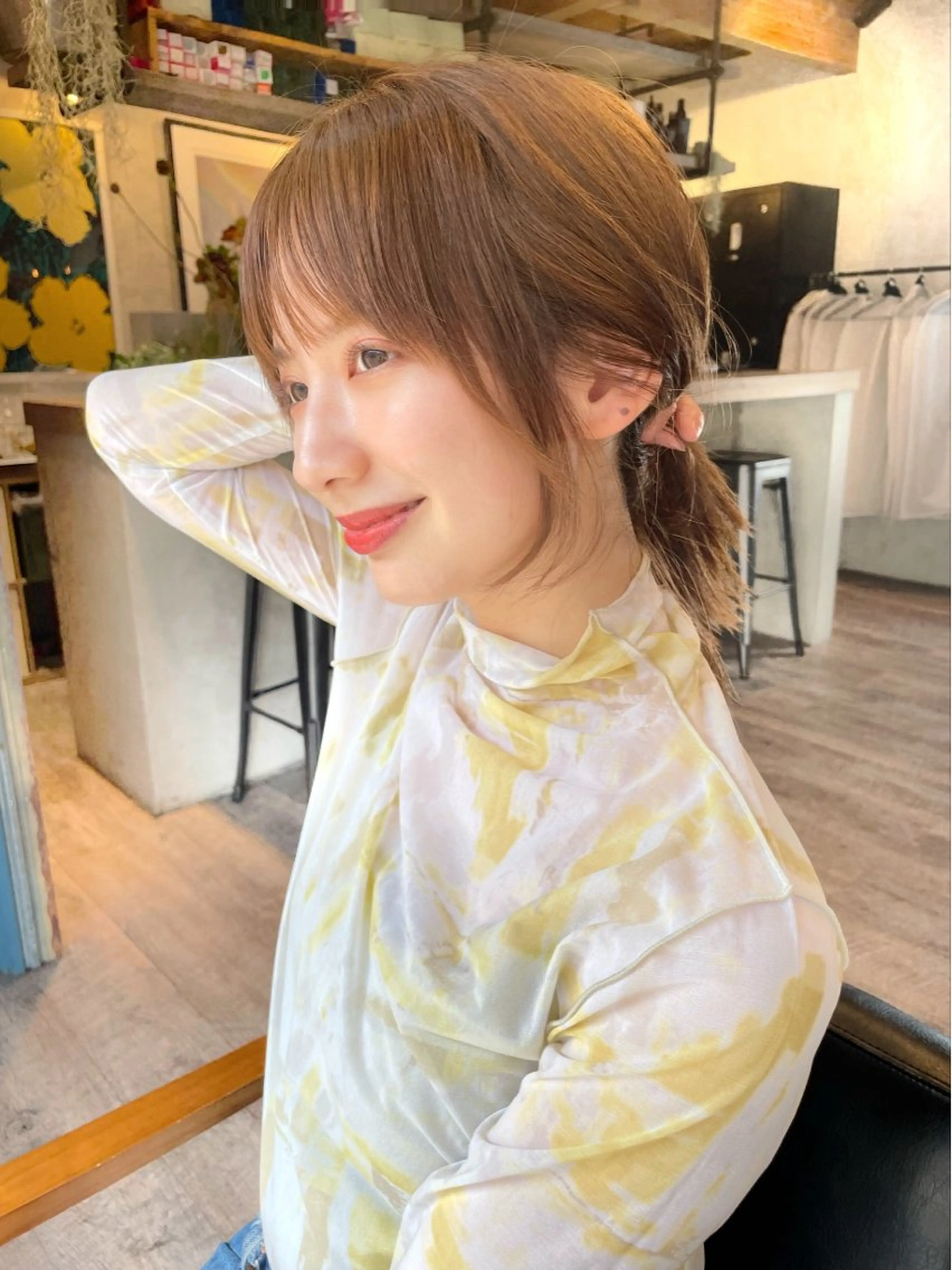 ミディアム カラー 切りっぱなしボブ ボブレイヤー ボブ くびれヘア 顔まわりレイヤー カット ヘアカラー 結べるレイヤーボブ くびれLady表参道のヘアスタイル