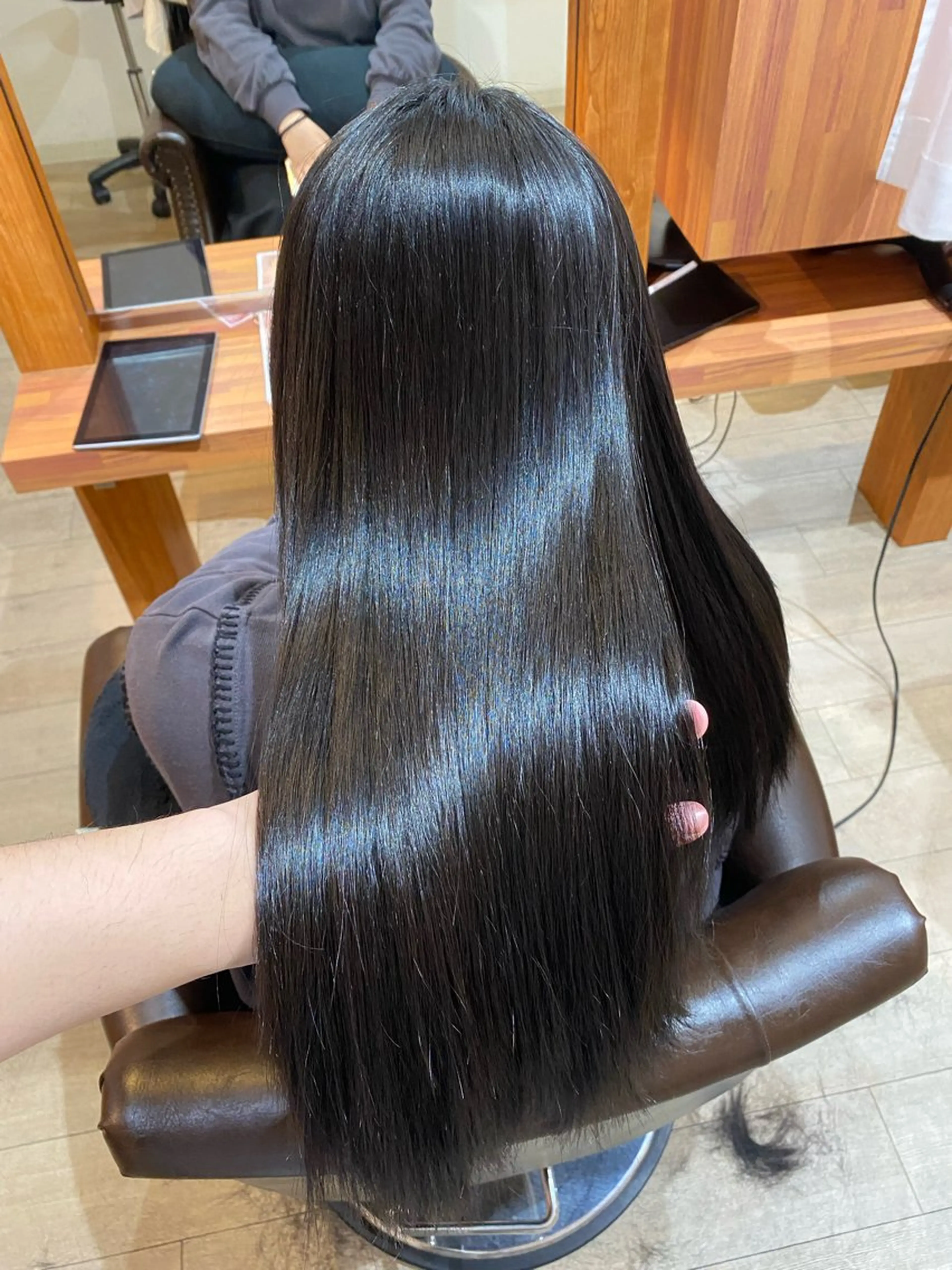 ロング 髪質改善 カット 縮毛矯正 縮毛矯正とレイヤー カット/杉村凜汰郎のヘアスタイル