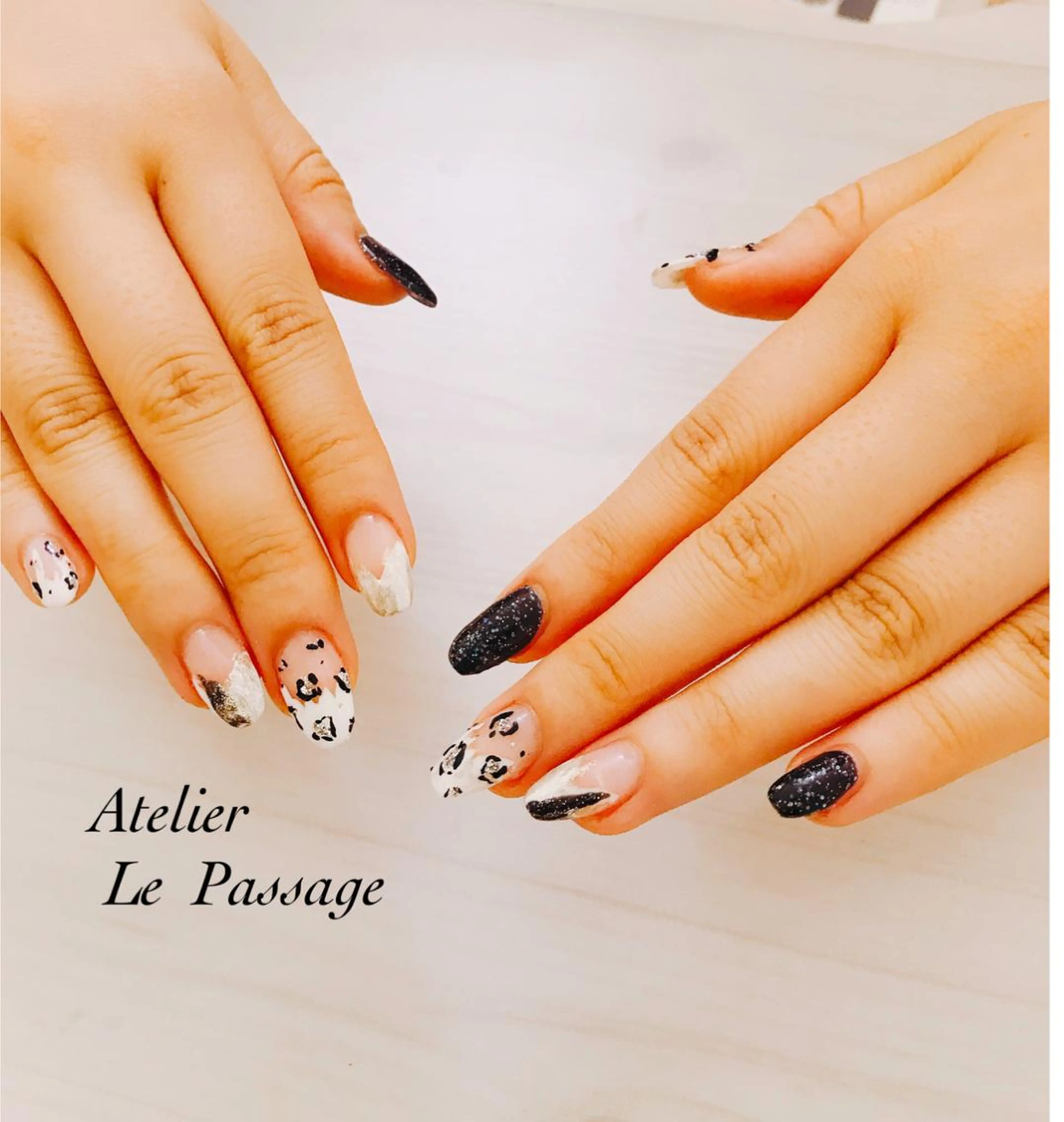 ネイル ジェルネイル ミラーネイル パラジェル 冬ネイル クリスマス Atelier Le Passage所属・h nakatsukaのネイルデザイン