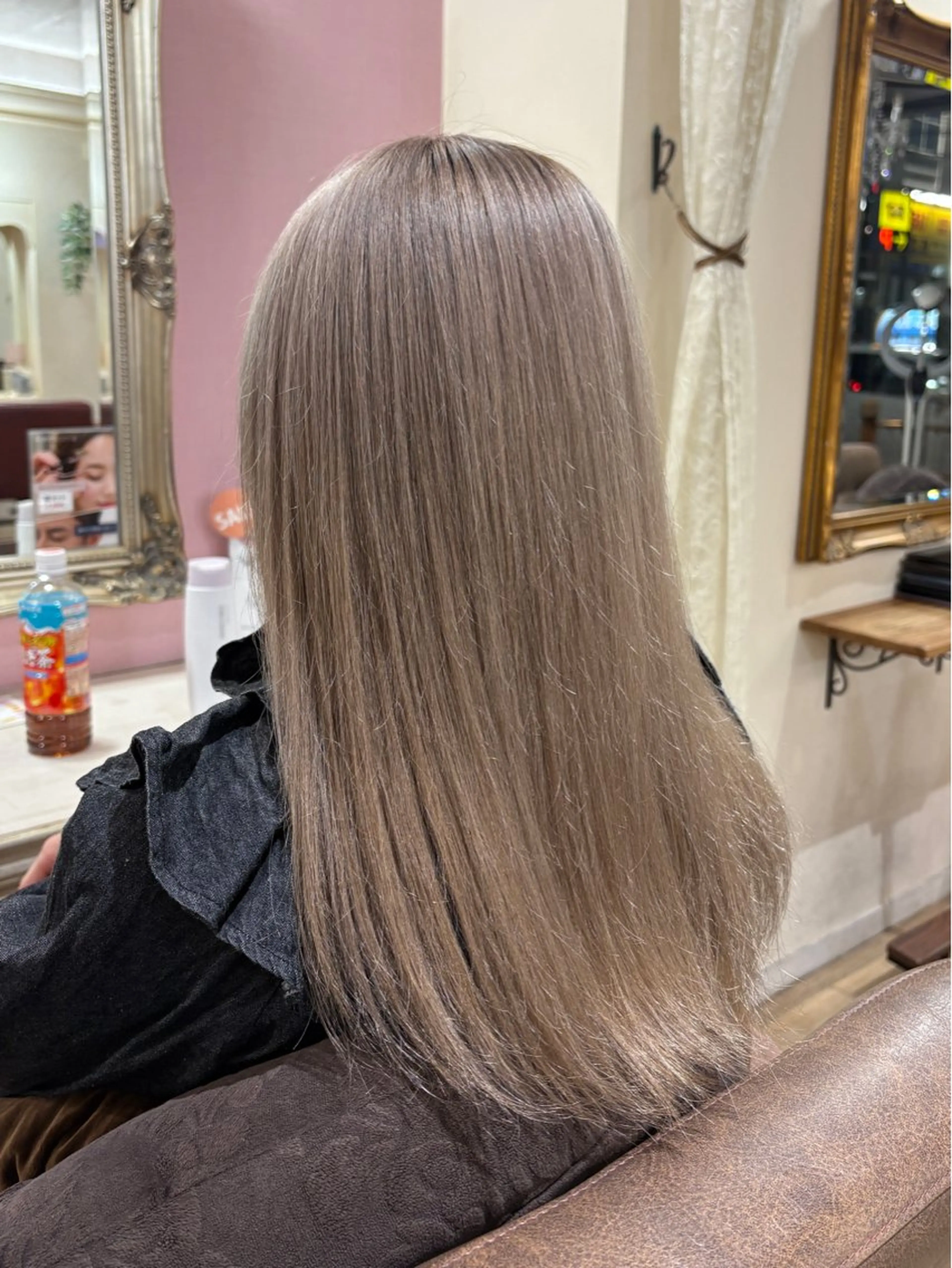 カラー Plaatje 響のヘアスタイル