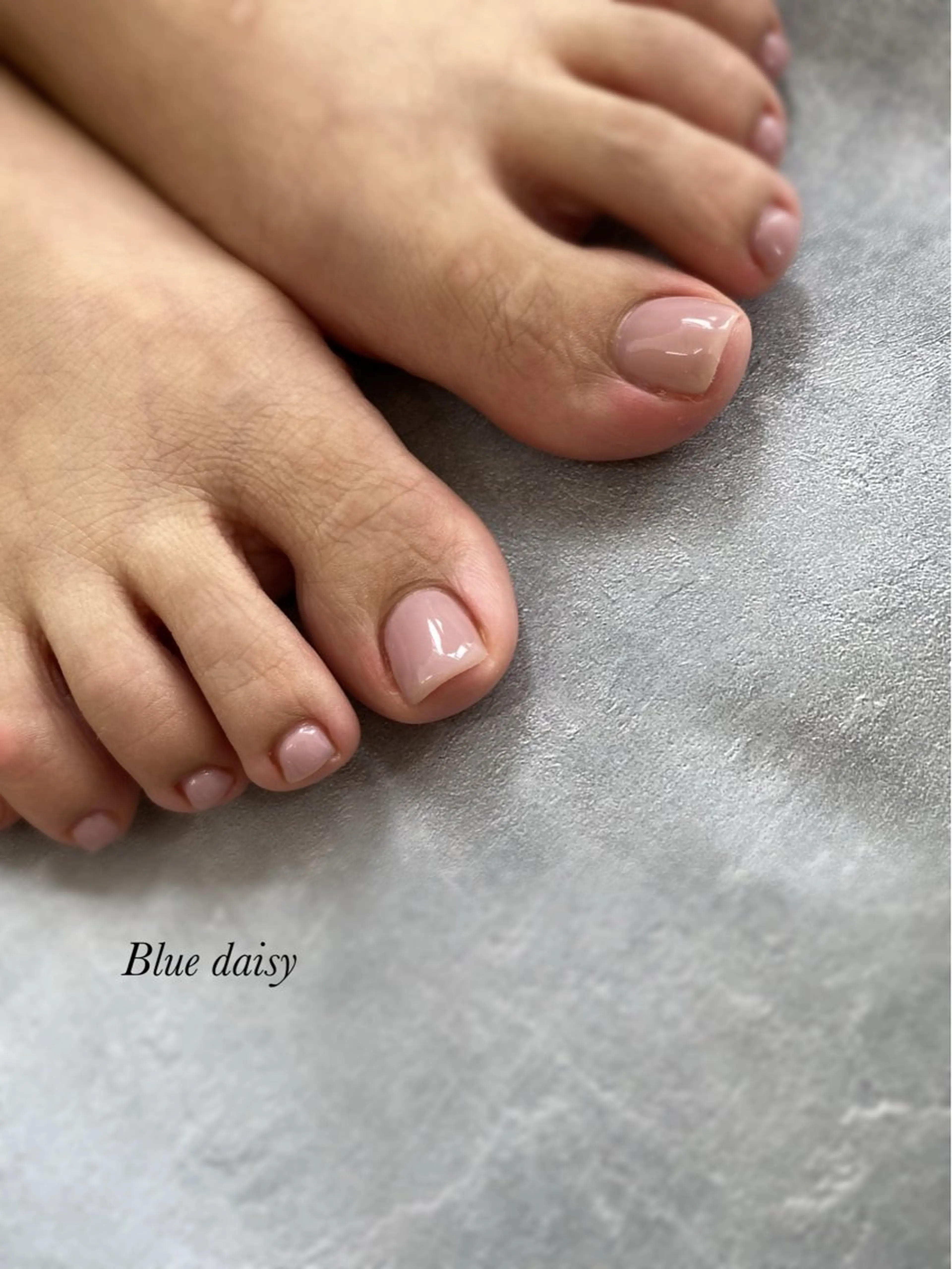ネイル ピンク フットネイル Blue daisy 栄本店のネイルデザイン