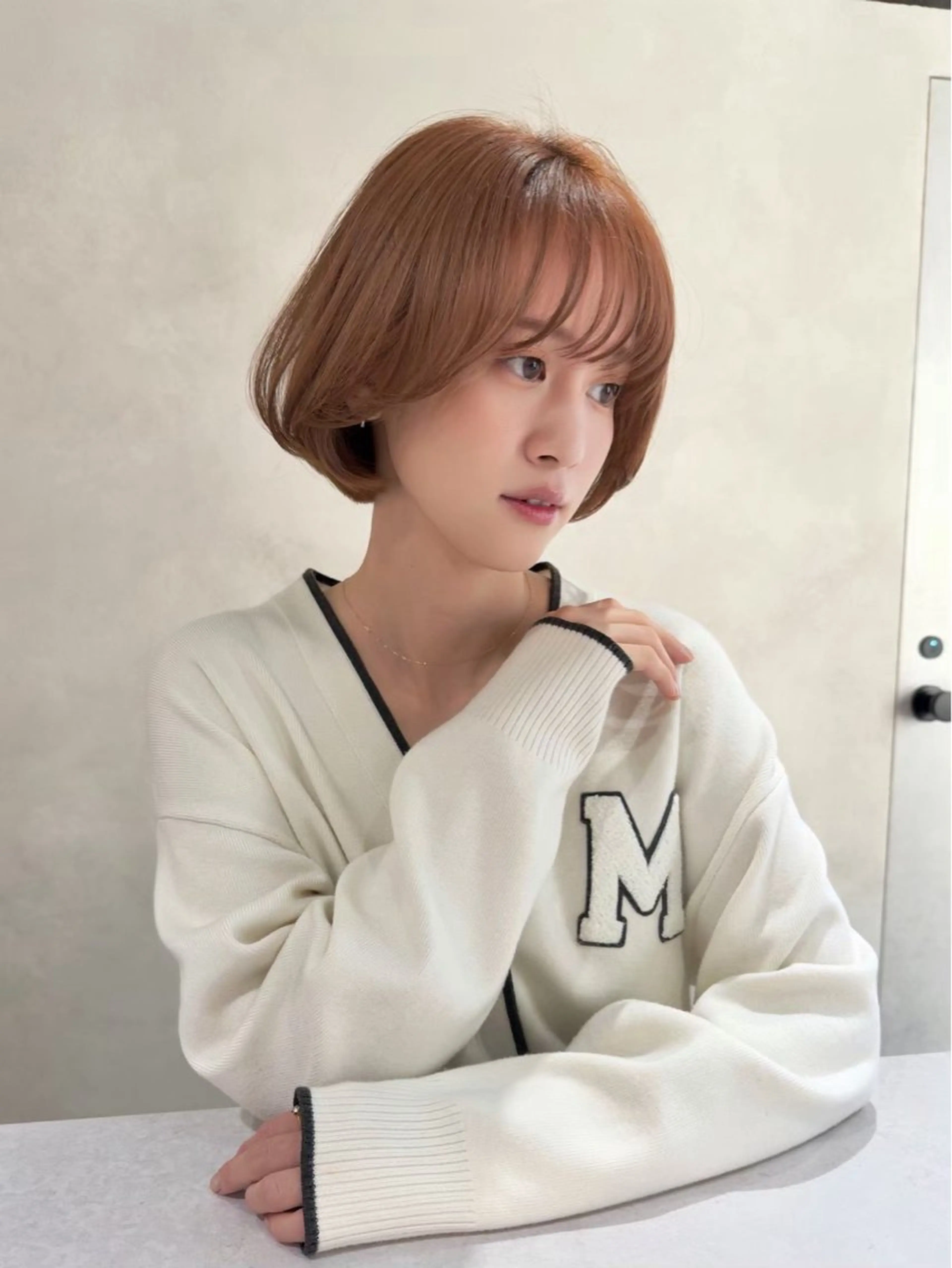 ミディアム カット ボブ/レイヤー 透明感／上尾/歩のヘアスタイル