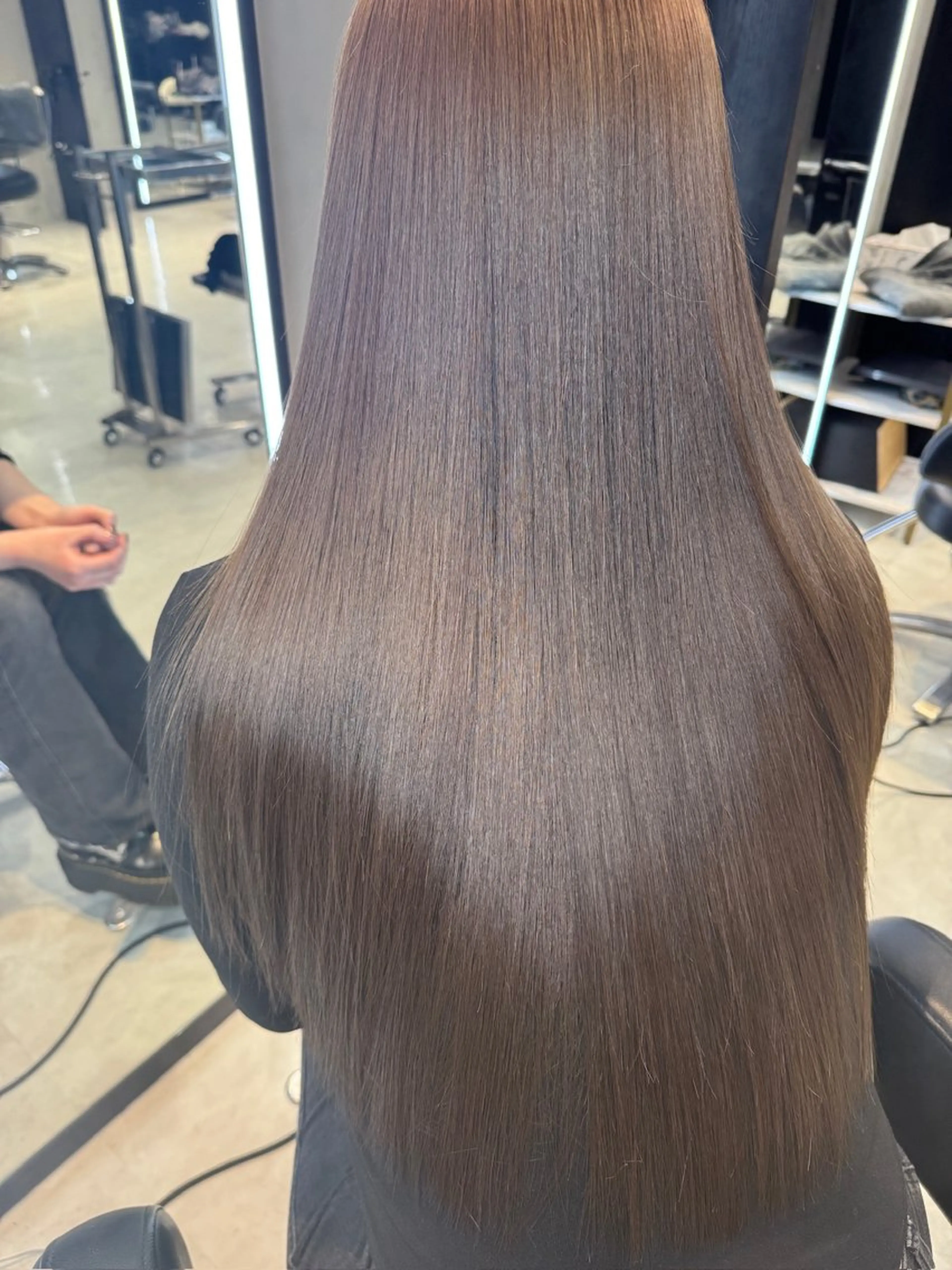 ロング トリートメント 透明感カラー×艶🤍 🌟YOSHIKIのヘアスタイル
