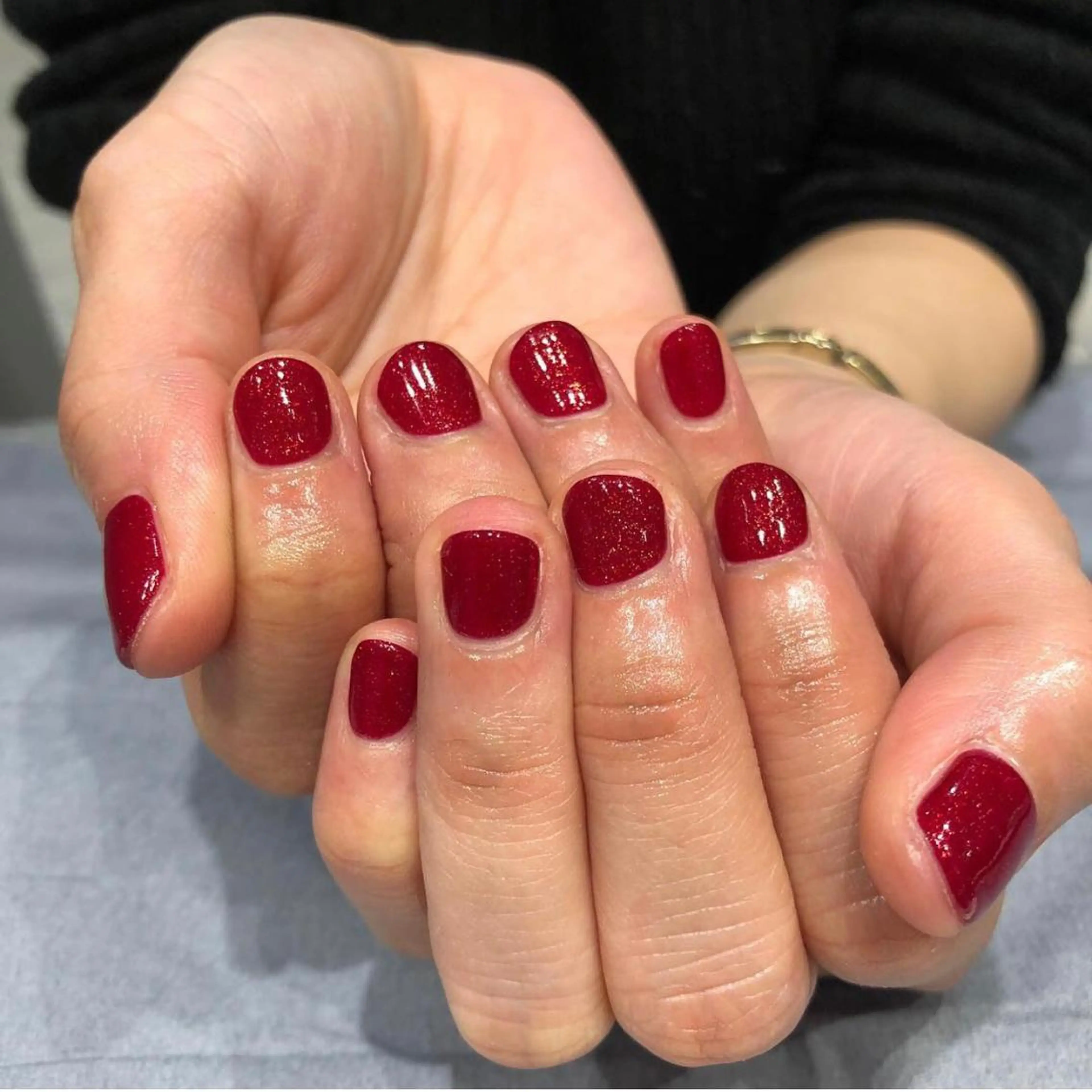 ネイル 赤色 ショートネイル ハンドネイル フットネイル ハンドケア Miyagi Asamiのネイルデザイン