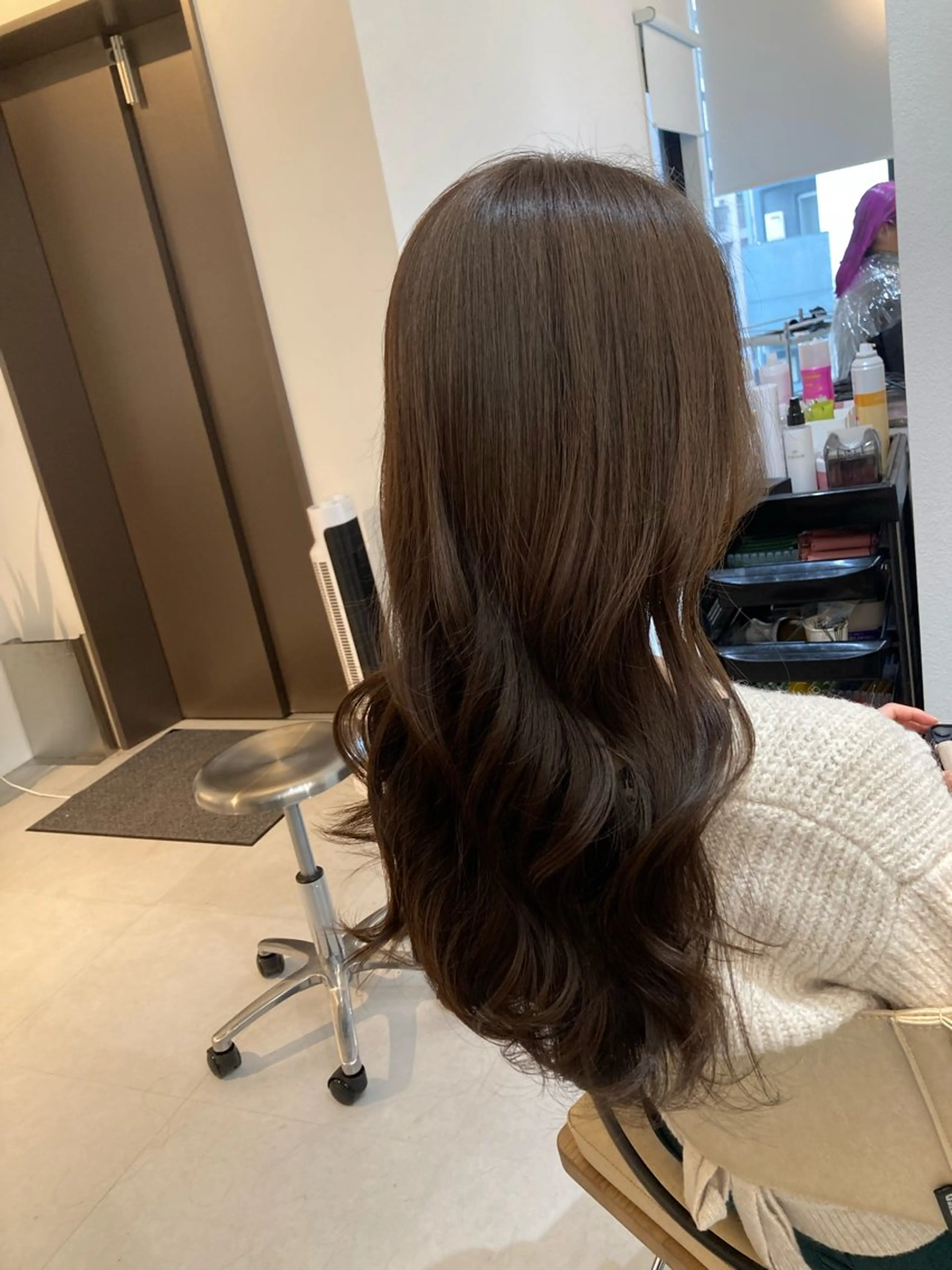 ロング ✨色持ちの良い艶 カラー✨蟹江真世のヘアスタイル