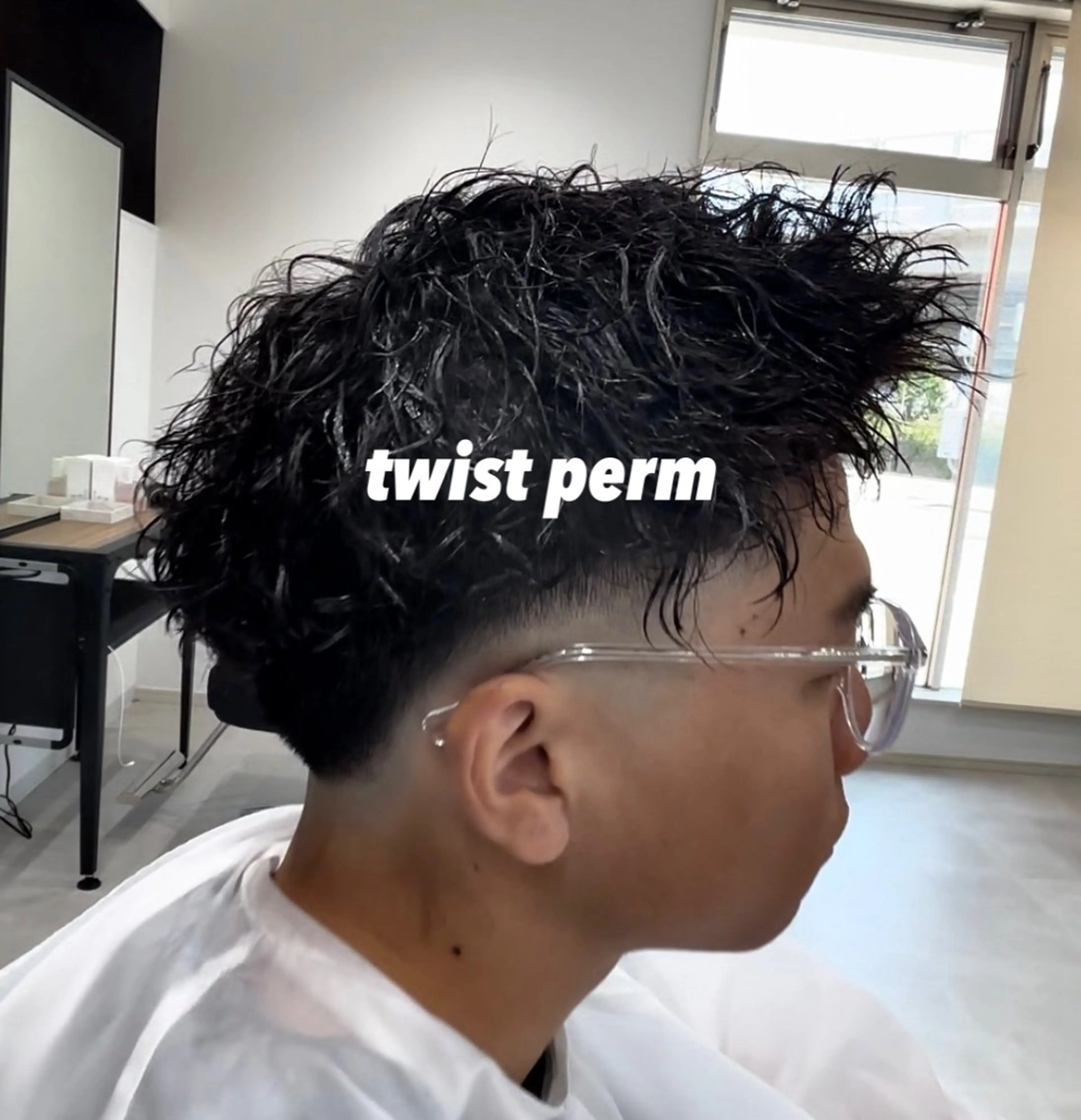 メンズカット&ツイストパーマの写真