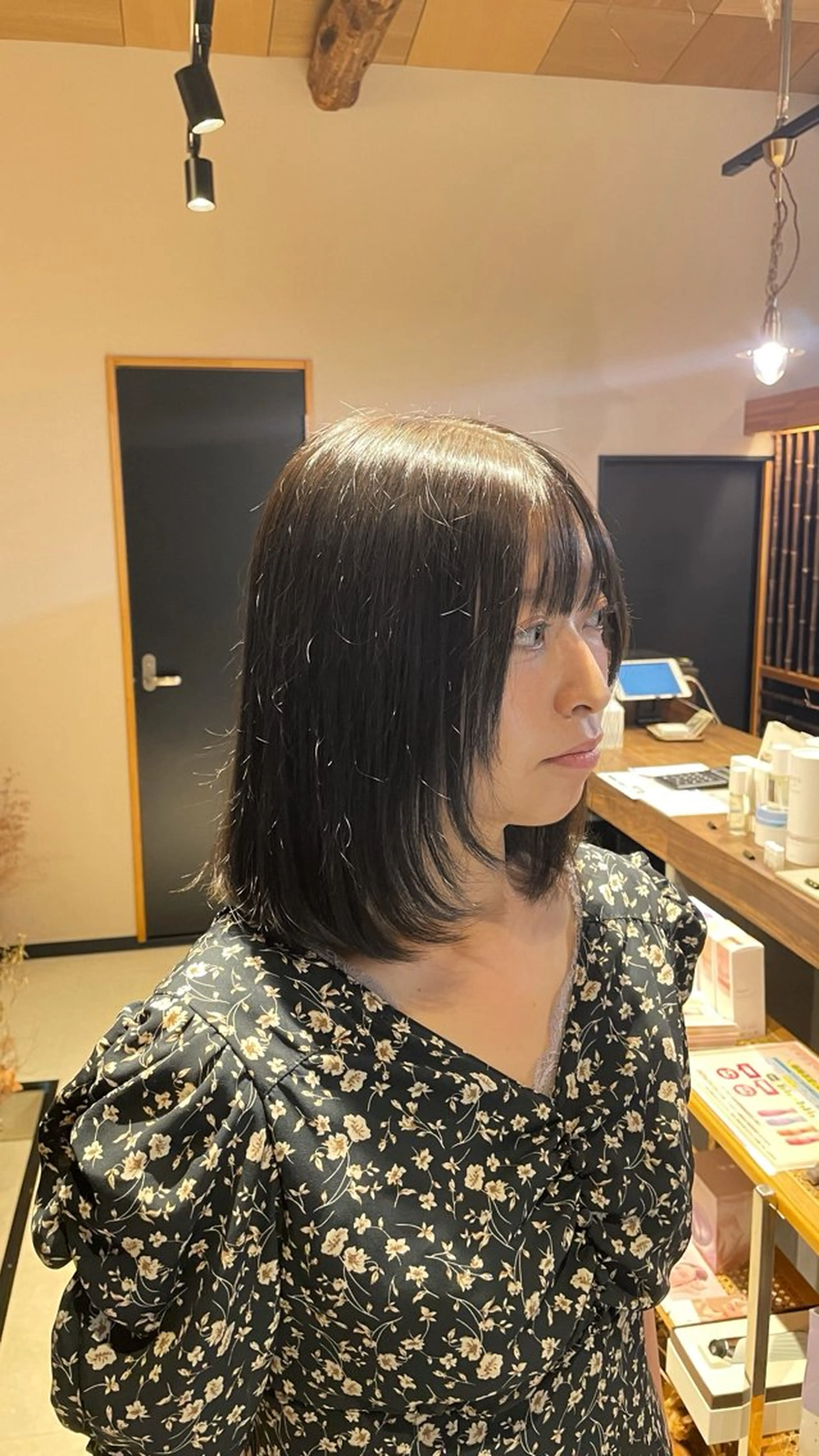 ミディアム カラー 透明感カラー グレージュ オリーブグレージュ オリーブグレー ヘアカラー トリートメント 進藤 来実のヘアスタイル