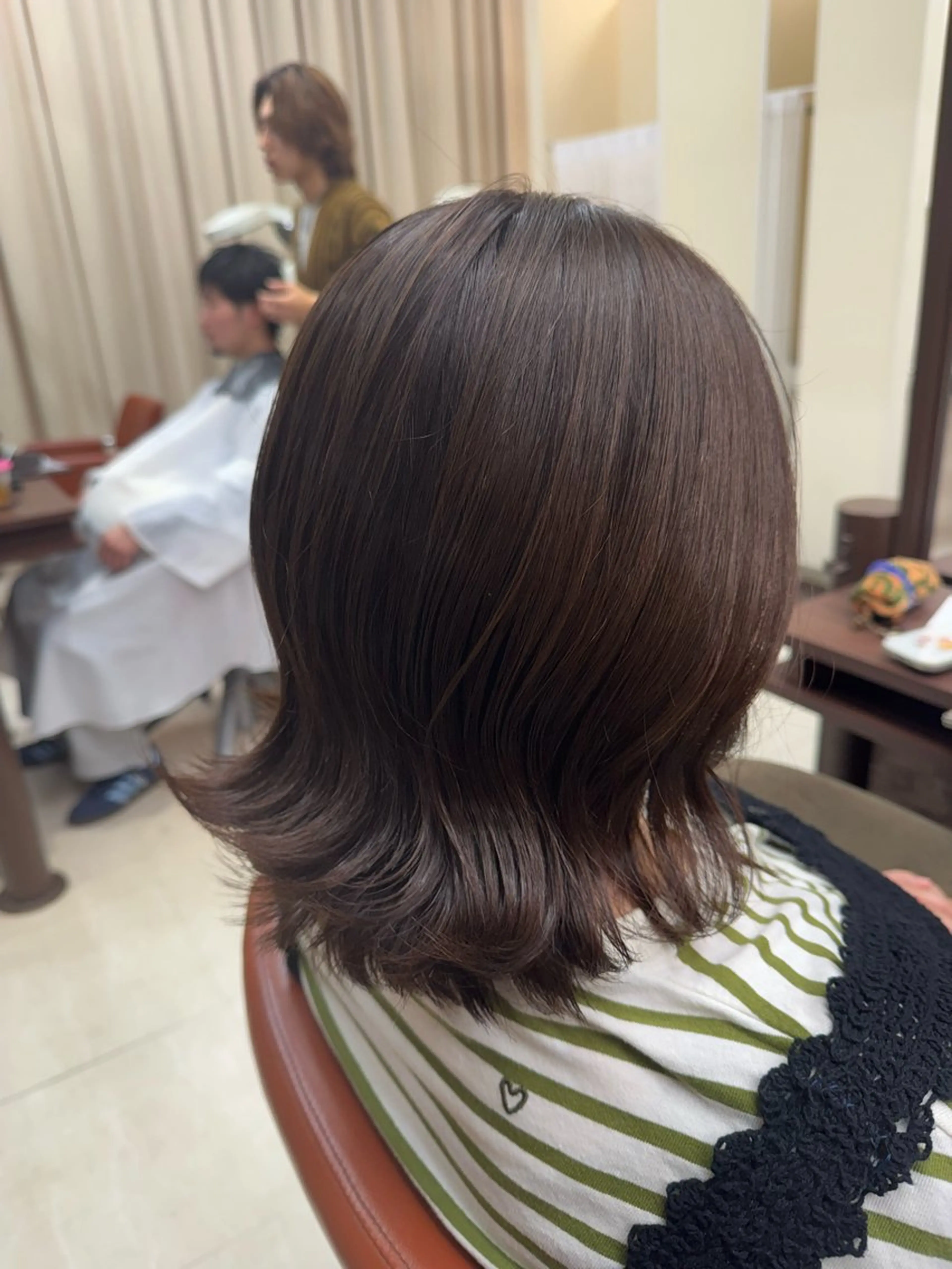 ミディアム レイヤー職人・ 似合せ美容師そうまのヘアスタイル