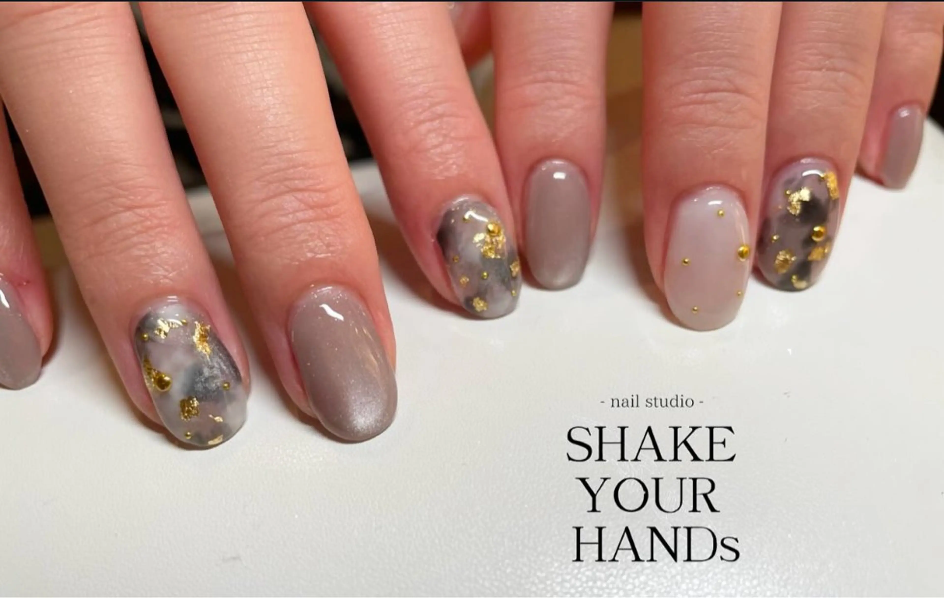 ネイル ネイルスタジオ シェイクユアハンズのネイルデザイン