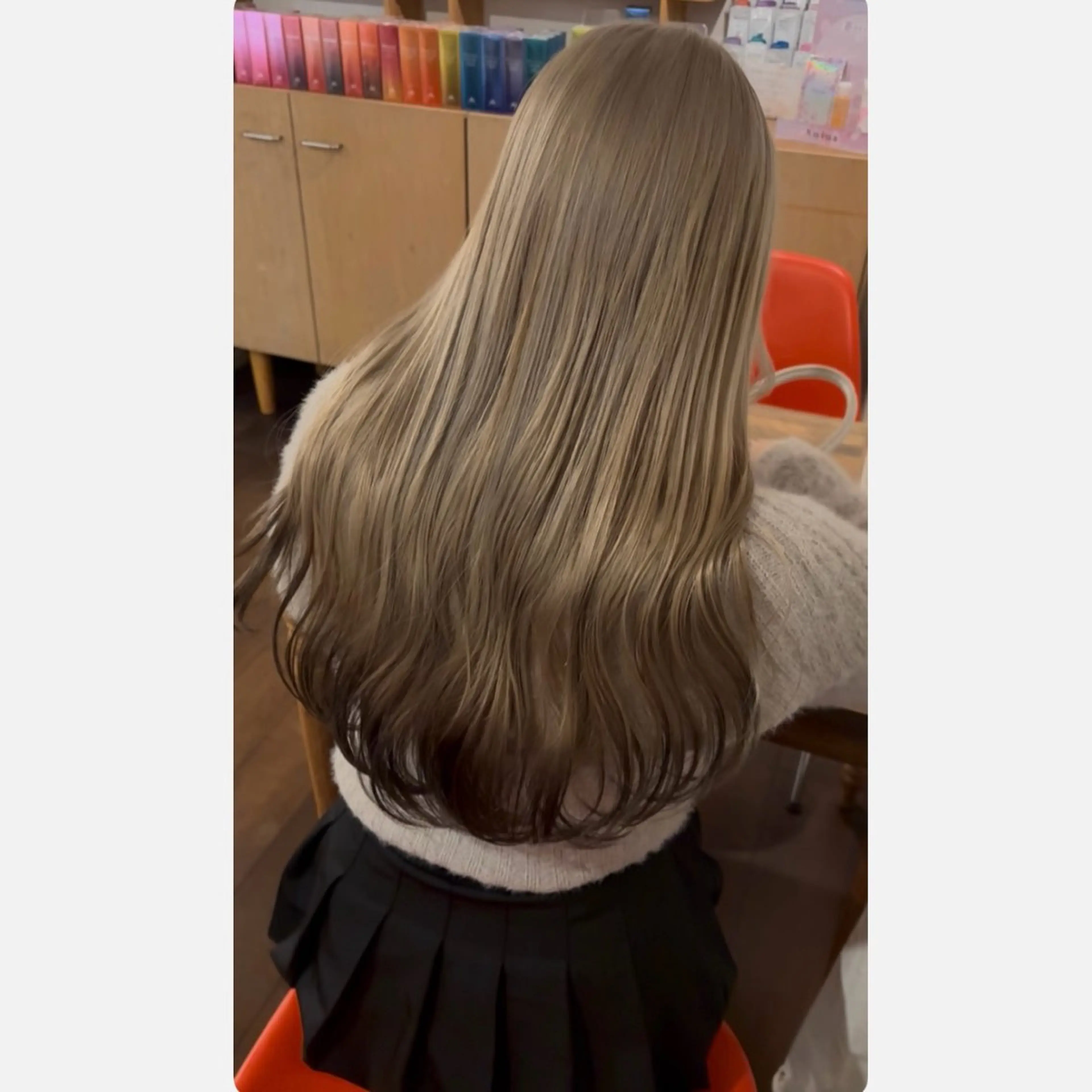 ロング ヘアカラー トリートメント Cocolo hair MADO所属・小野楓未 ブリーチ/ 透明感カラー🩵のヘアスタイル