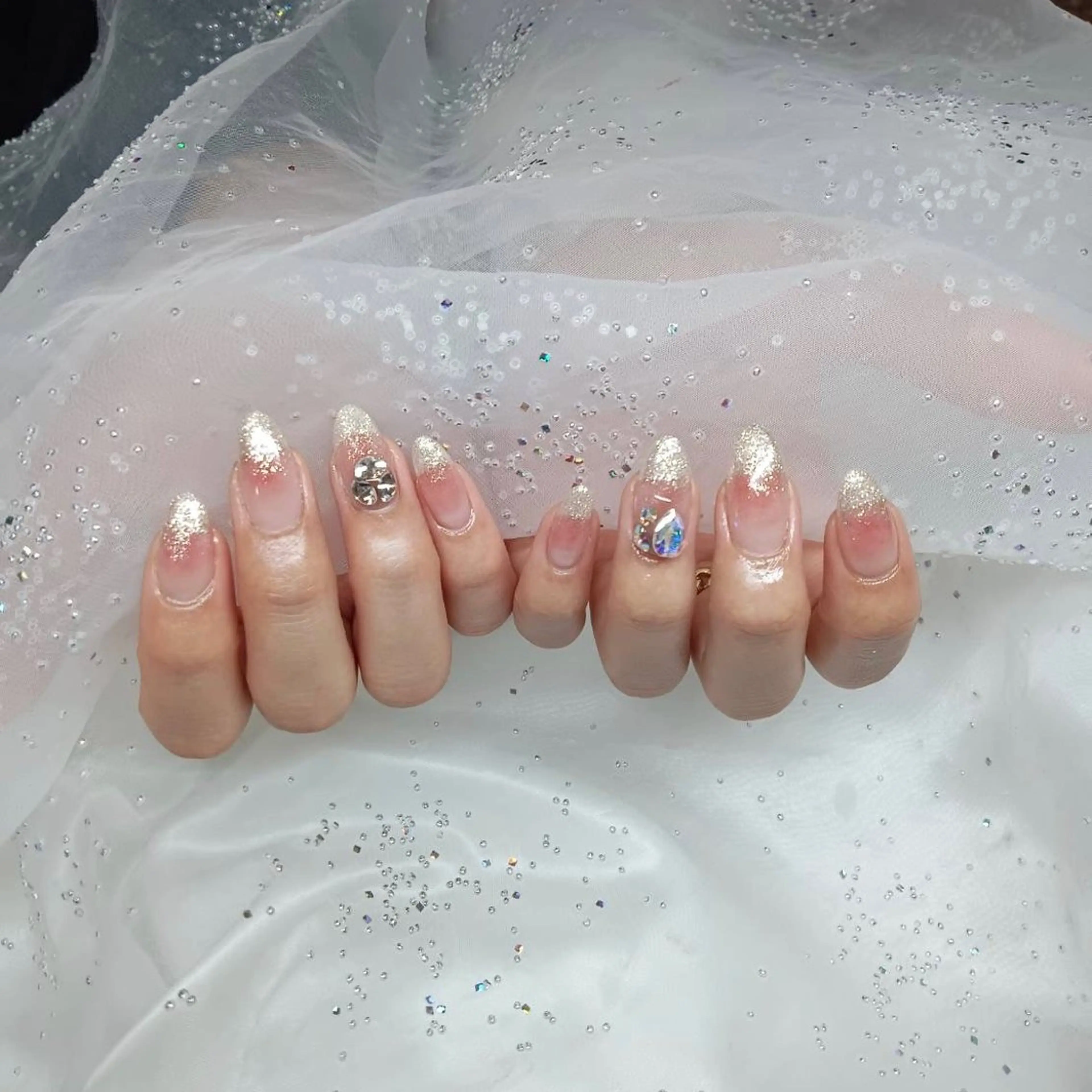 ネイル ハンドネイル 金井 奈々のネイルデザイン