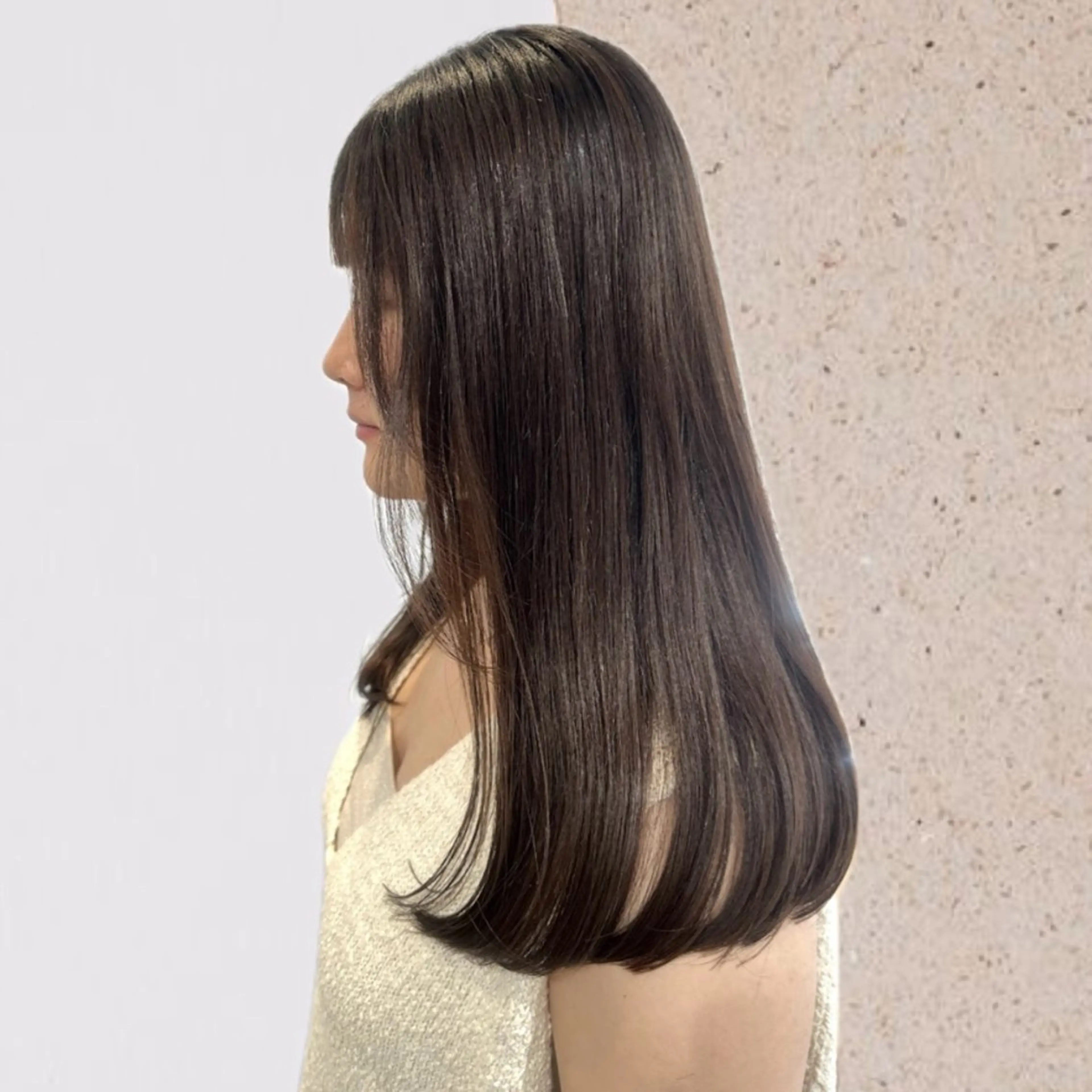 ロング ロング 縮毛矯正 押川 未羽のヘアスタイル