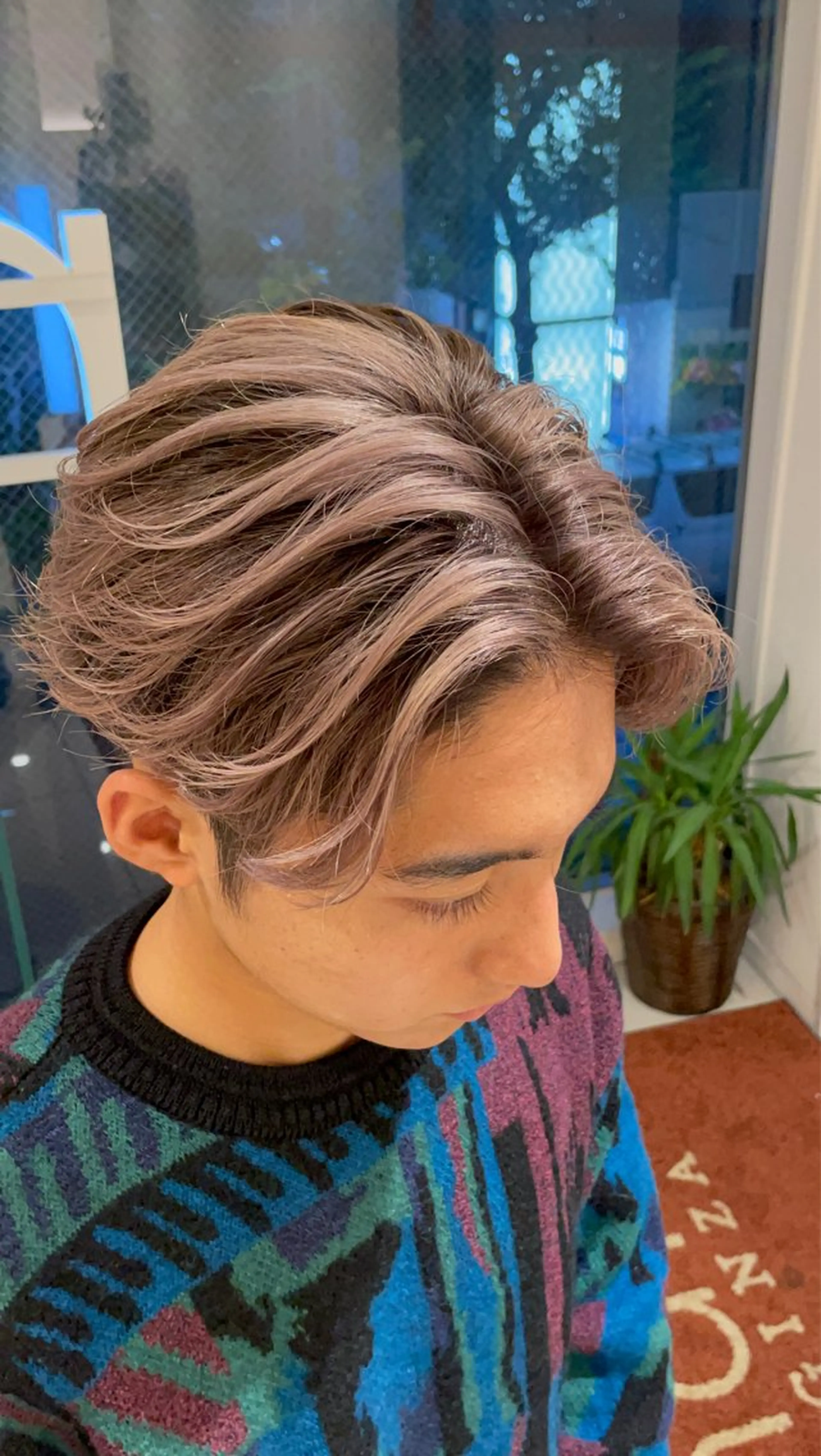 ミディアム カラー パーマ ヘアアレンジ メンズ メンズバレイヤージュ 🌫ハイライトのヘアスタイル