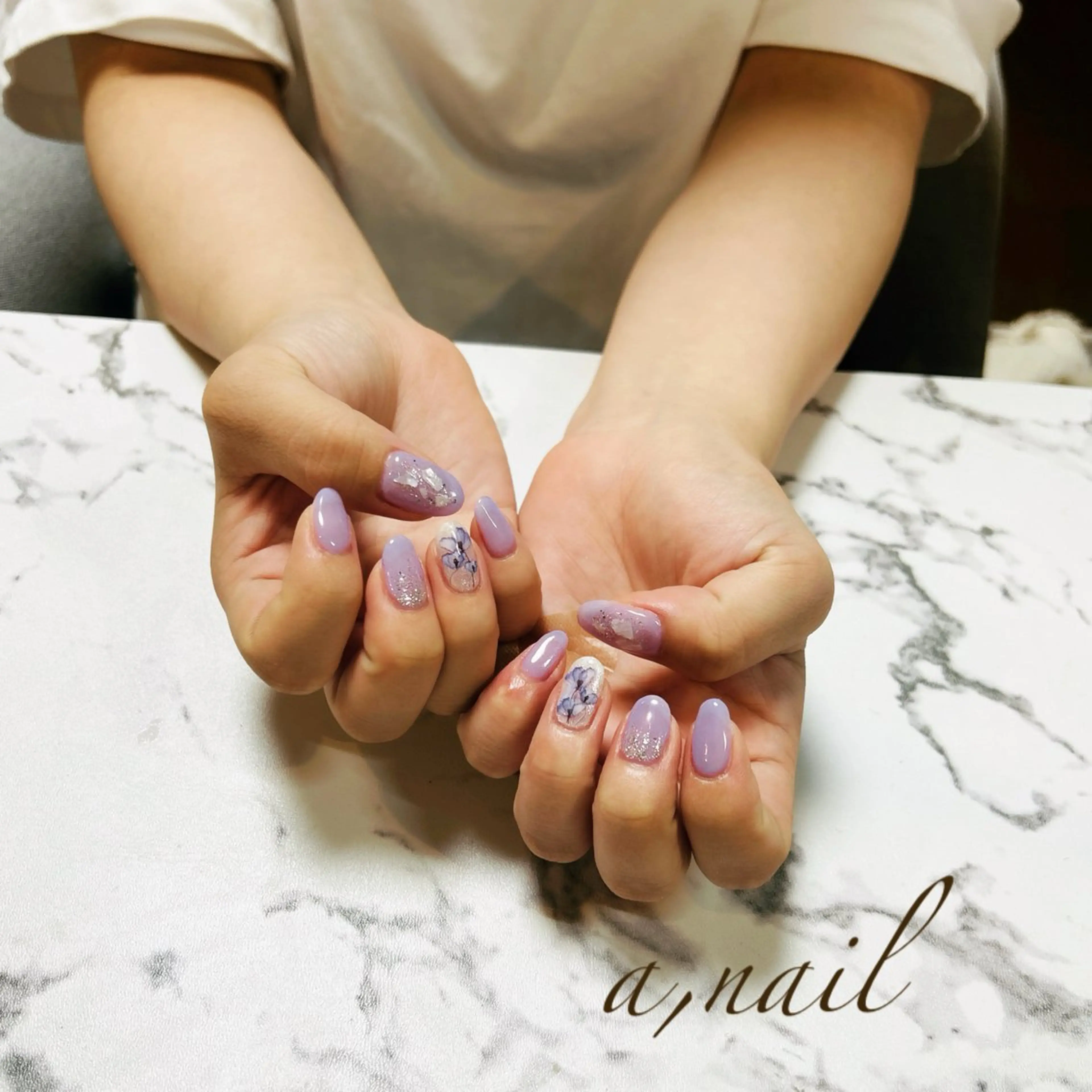 ネイル フラワーネイル グラデーション キラキラネイル ラメ(グリッター) シンプルネイル ハンドネイル ネイルサロン エーネイルのネイルデザイン