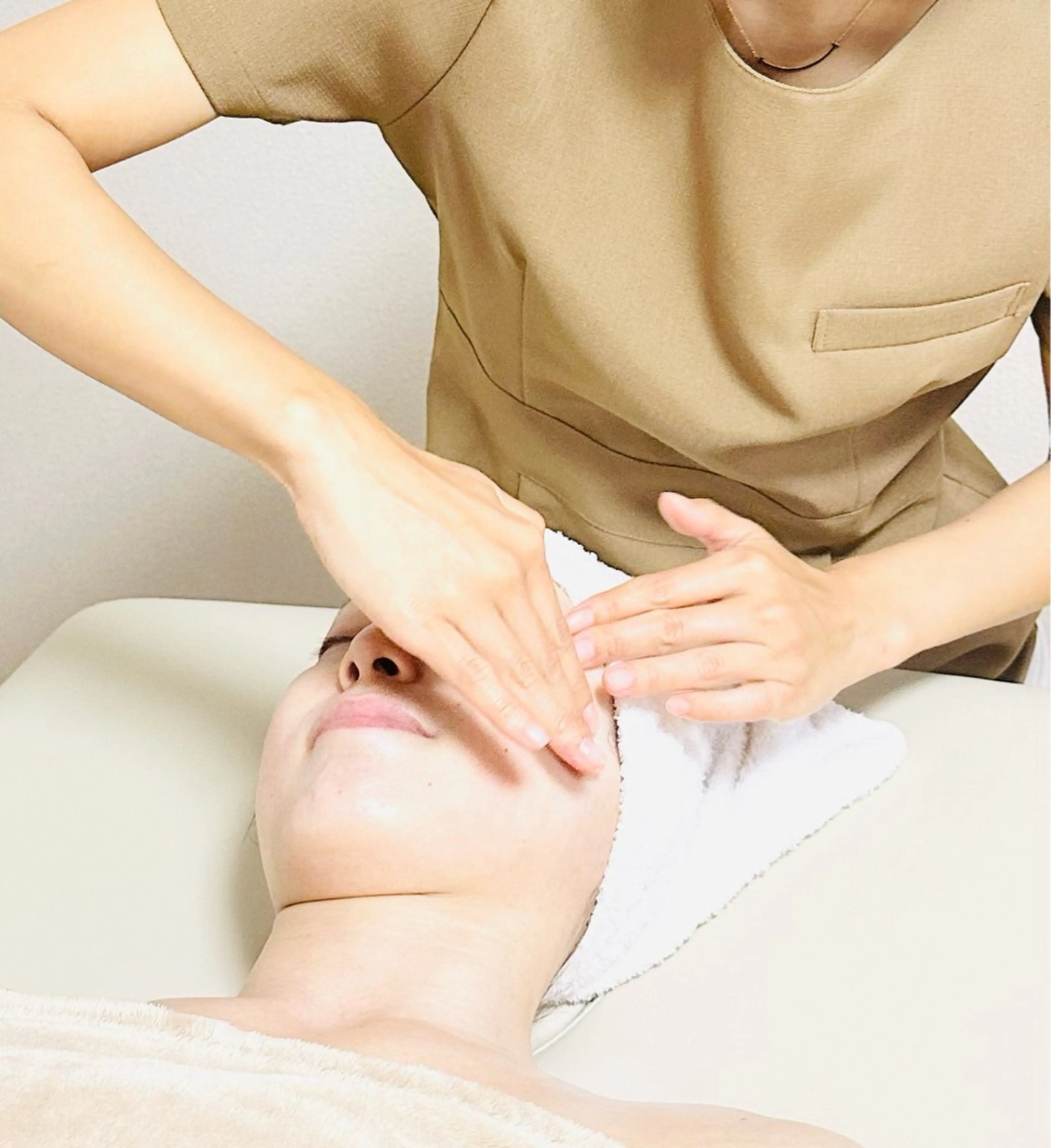 【古い角質徹底的にオフ‼️】お試しﾓﾆﾀｰ🕊️ﾐﾆﾓ限定🌿超音波毛穴洗浄で毛穴汚れだけでなくお肌の古い角質もoff！の写真