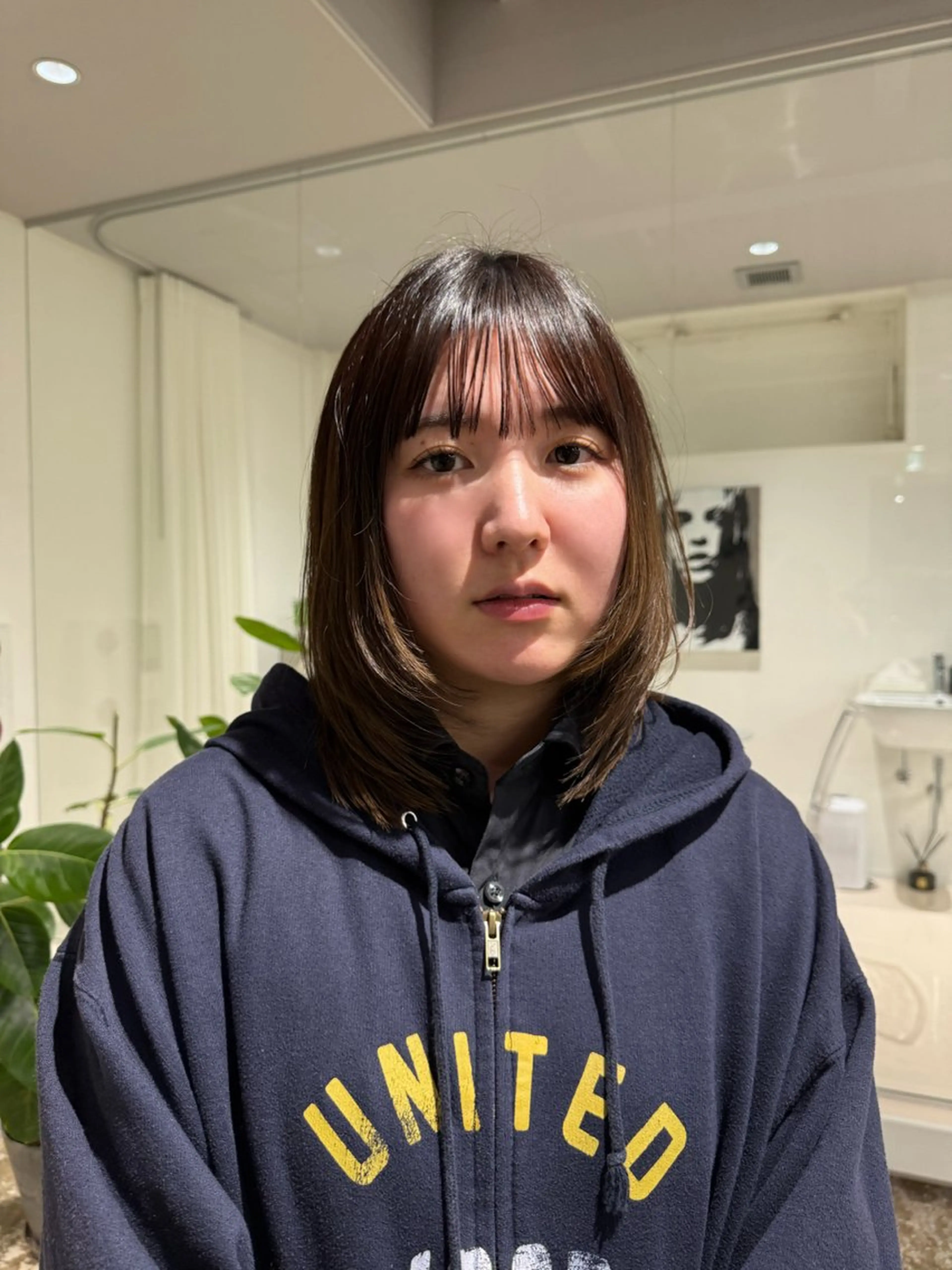 ミディアム ミディアムレイヤー 顔まわりレイヤー 顔周りカット レイヤーカット 小顔カット eto/ ソナ🪡のヘアスタイル