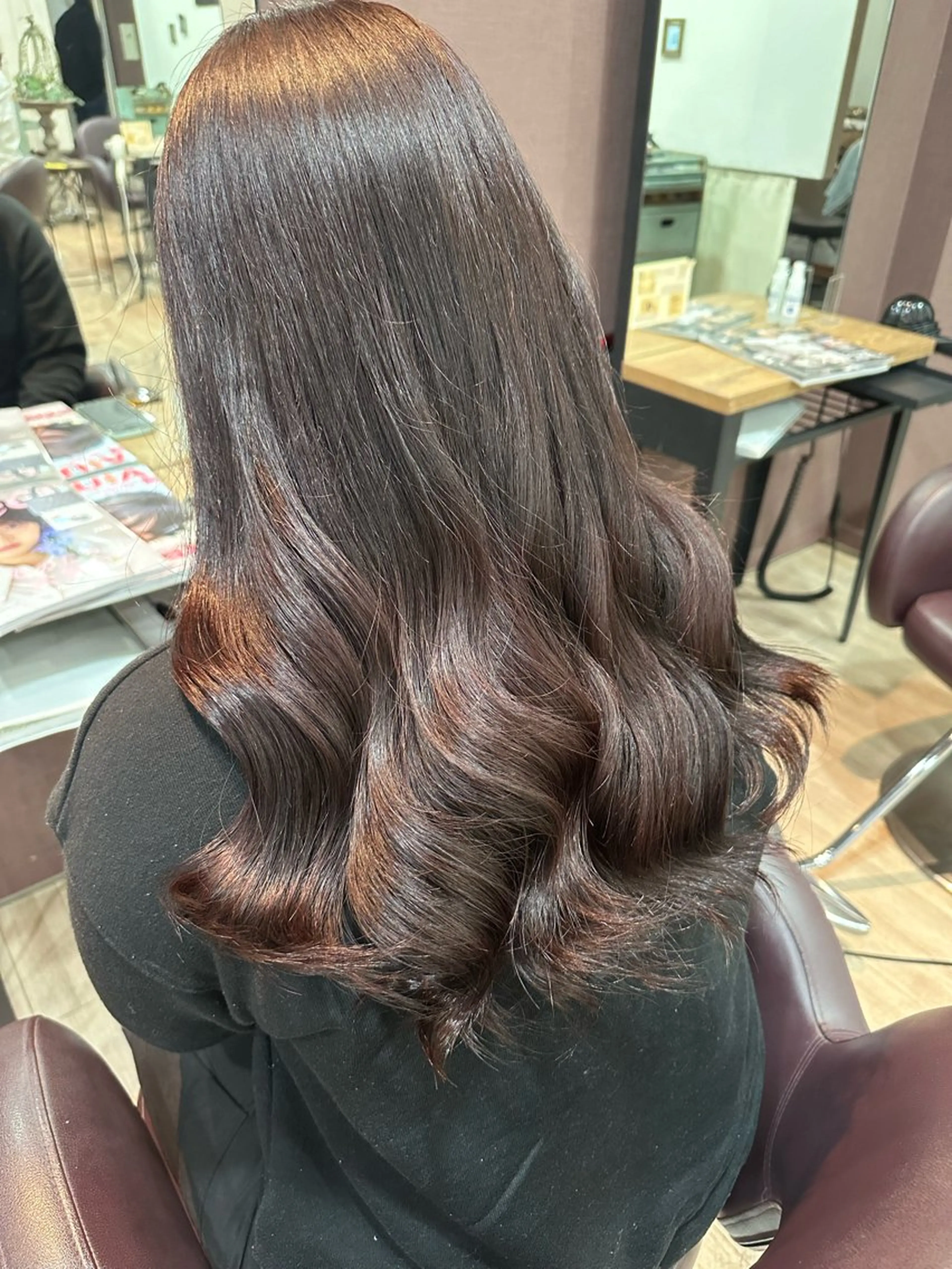 セミロング ピンクブラウン カット ヘアカラー ツヤ髪質改善 💜れいな💜のヘアスタイル