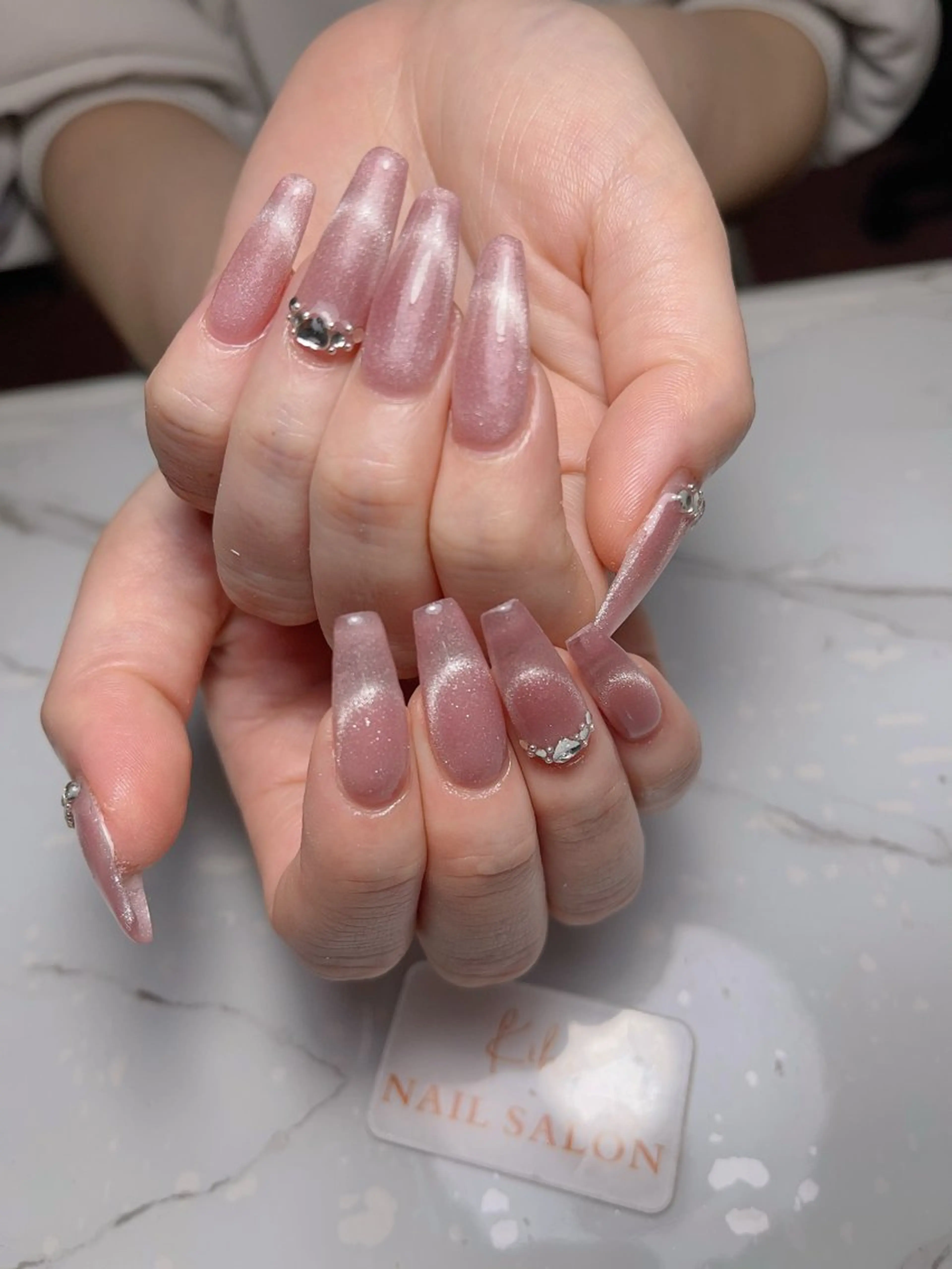 ネイル シンプルネイル ネイルチップ さくら💮💮 【オフ無料】のネイルデザイン