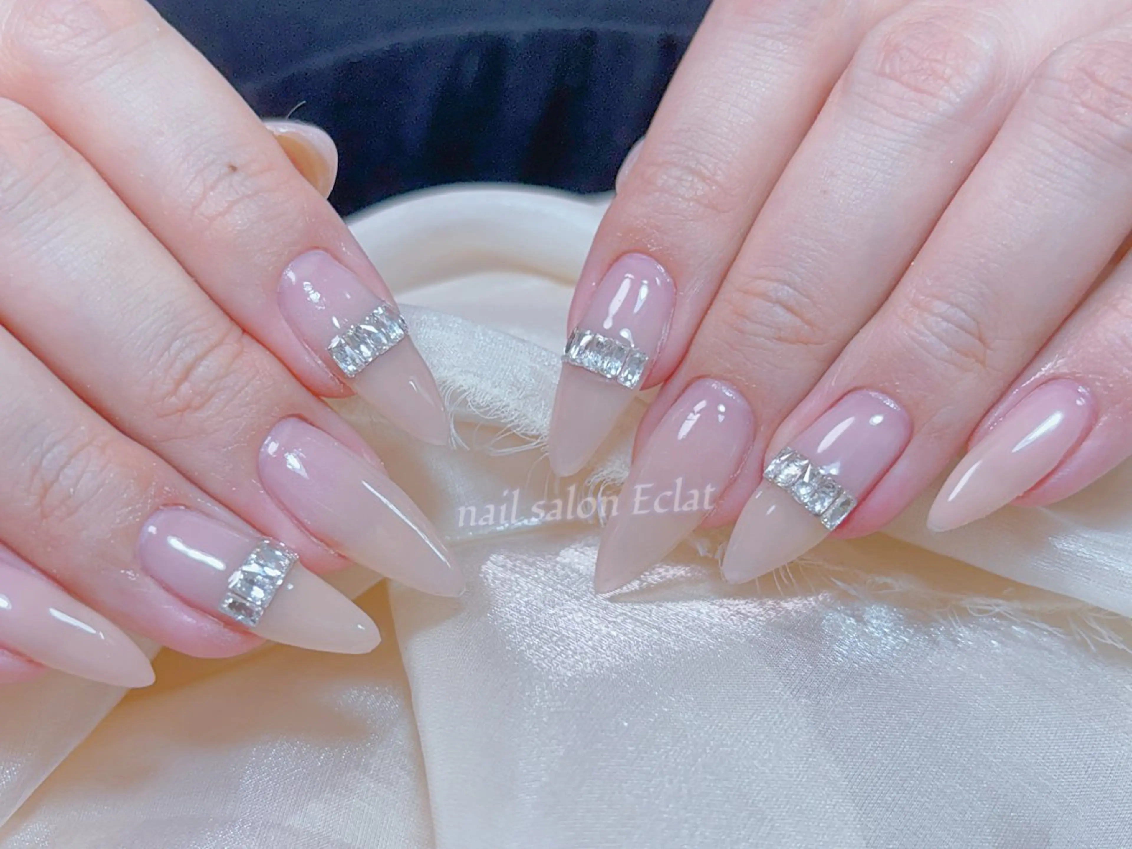 ネイル ネイルサロンエクラ 🫧Shizukaのネイルデザイン