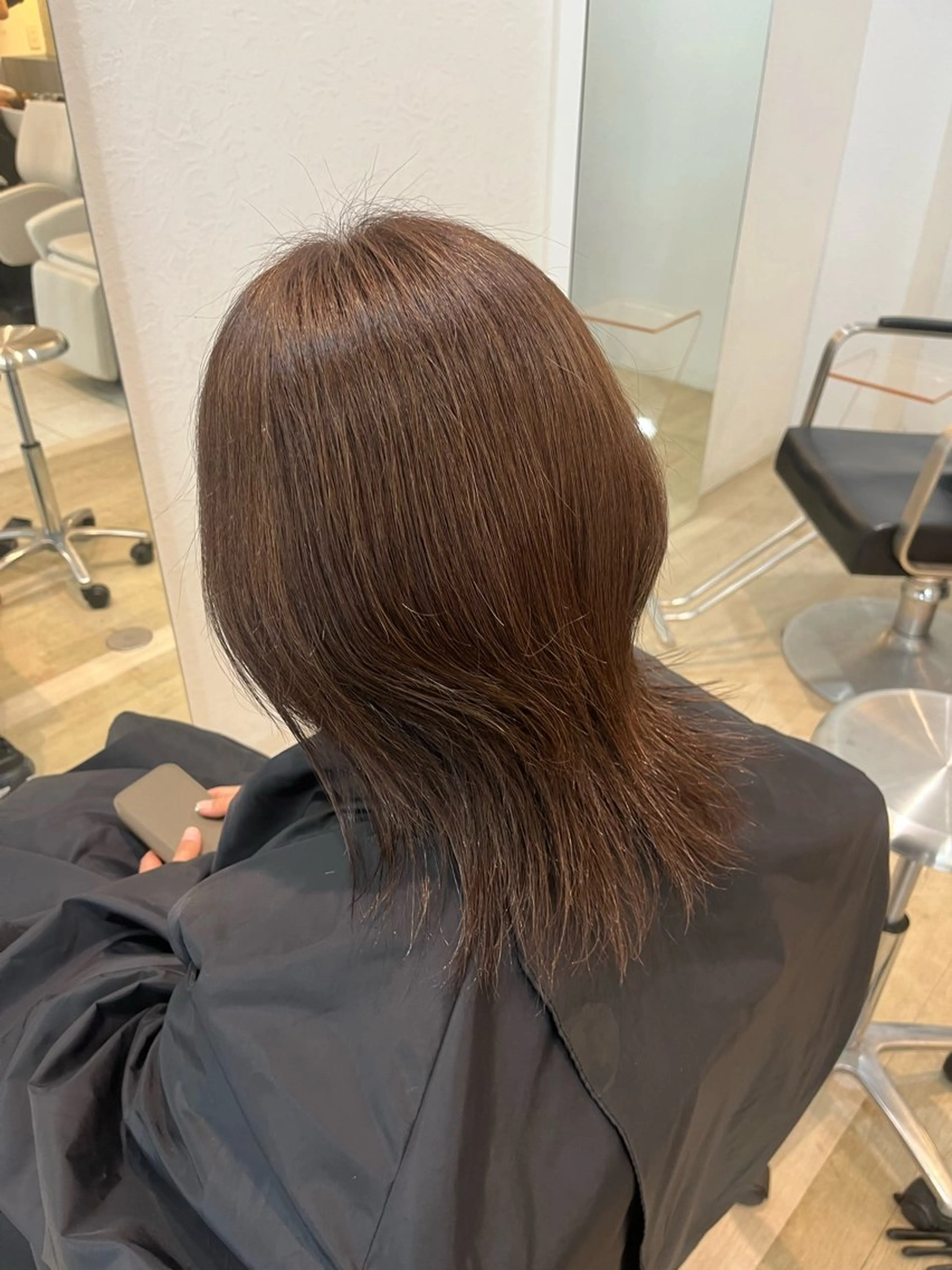 ミディアム カラー [TIDEHAIR] MIYUのヘアスタイル