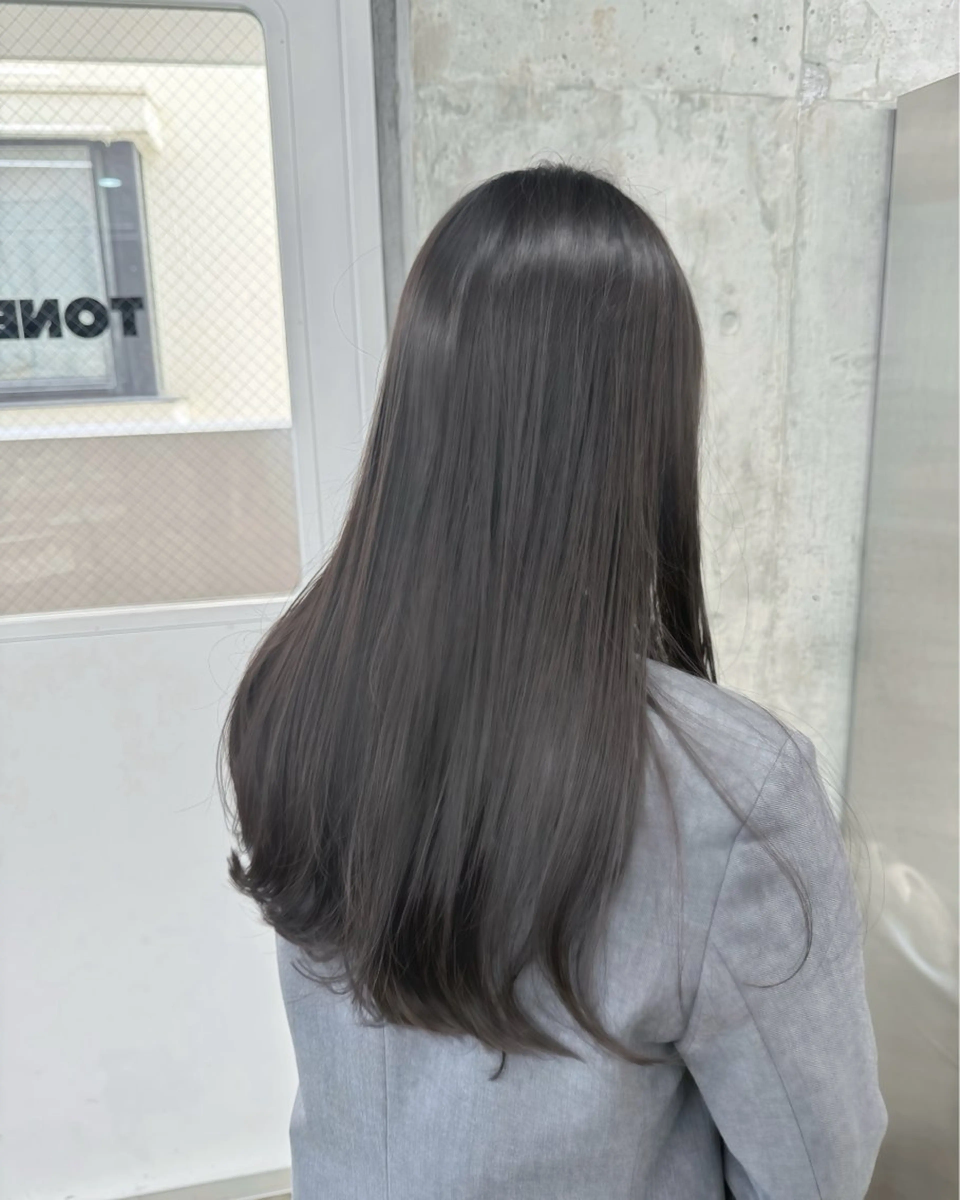 ロング カラー 透明感カラー グレージュ カット ヘアカラー トリートメント 高橋大樹/グレージュ 透明感/髪質改善のヘアスタイル