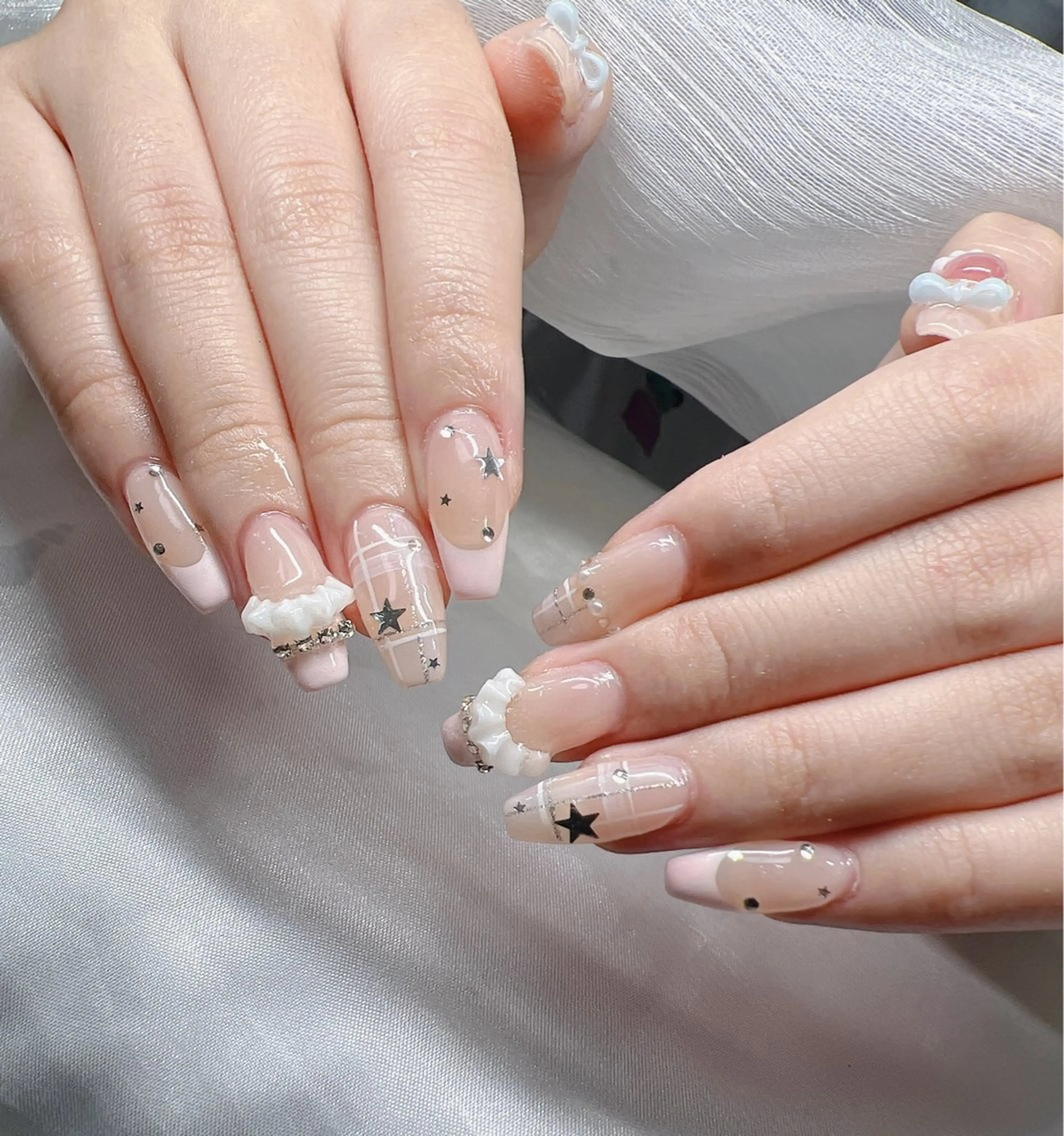 ネイル ハンドネイル Lee Nailsのネイルデザイン