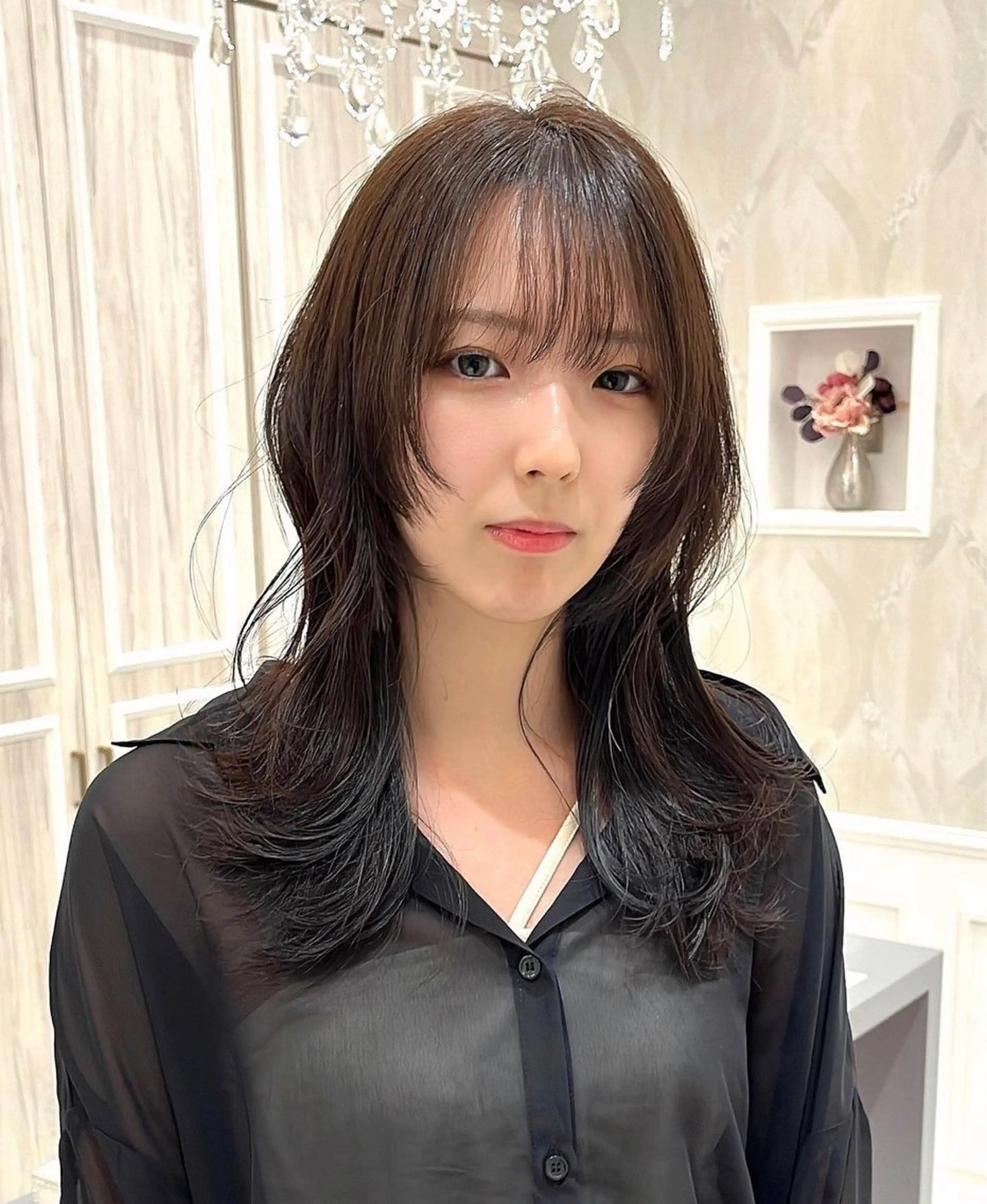 セミロング カラー レイヤーカット ウルフカット 大阪ウルフカット 🐺デザインカラーのヘアスタイル