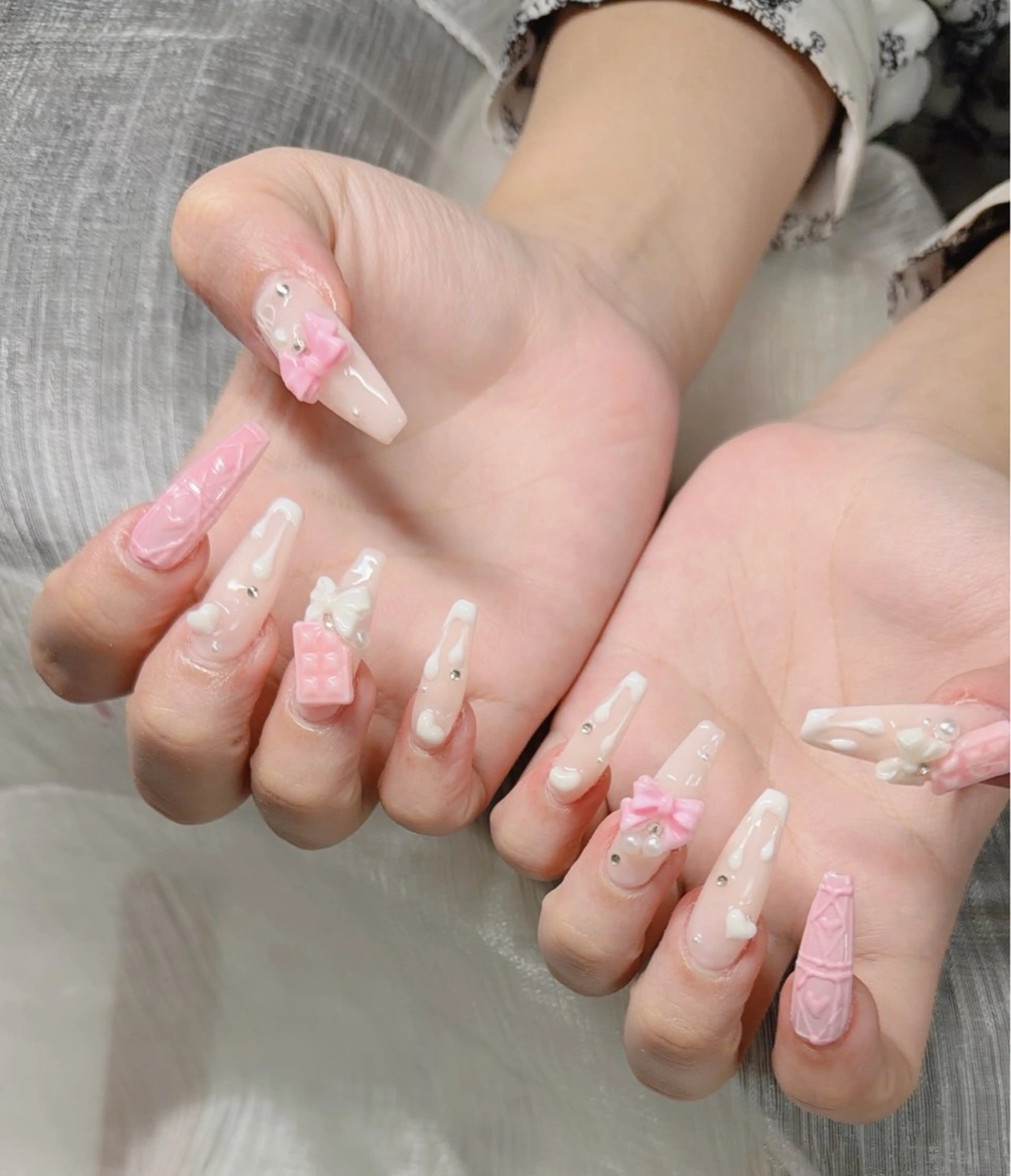 ネイル ハンドネイル Lee Nailsのネイルデザイン