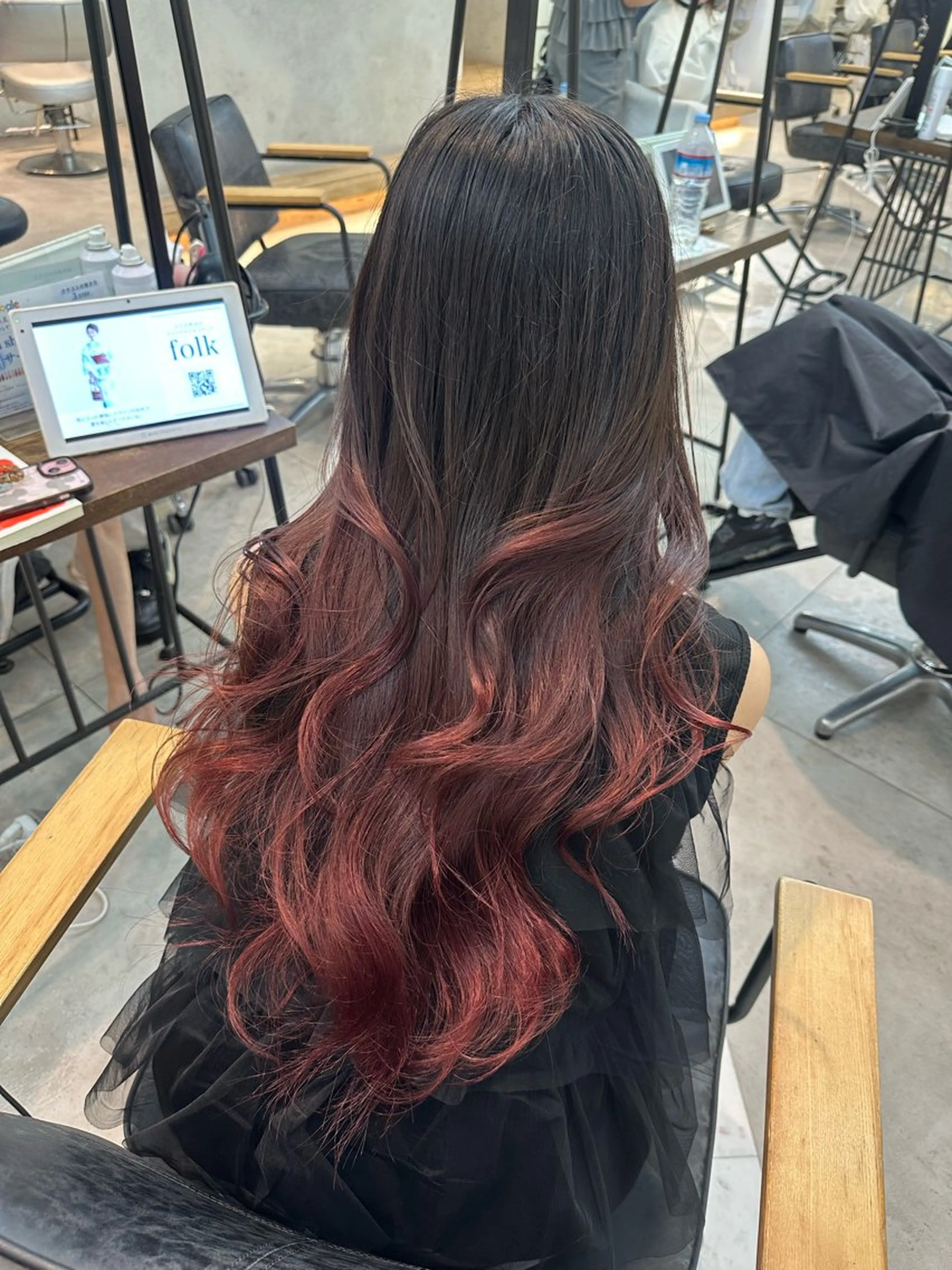 ロング 韓国ヘアメンズ・レデ ィース特化ミクのヘアスタイル