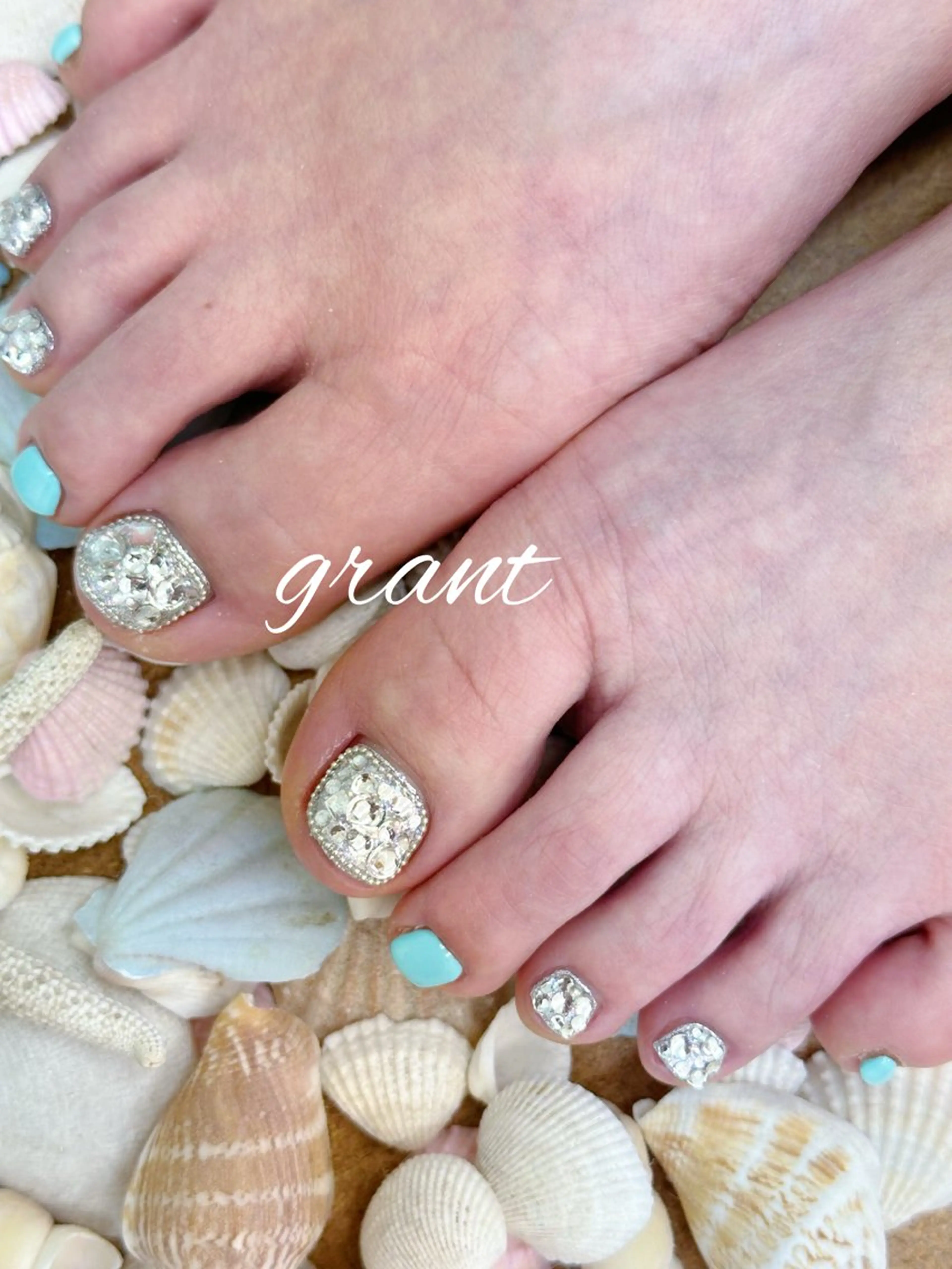ネイル フットネイル ストーンネイル フットネイル nailsalon grantのネイルデザイン