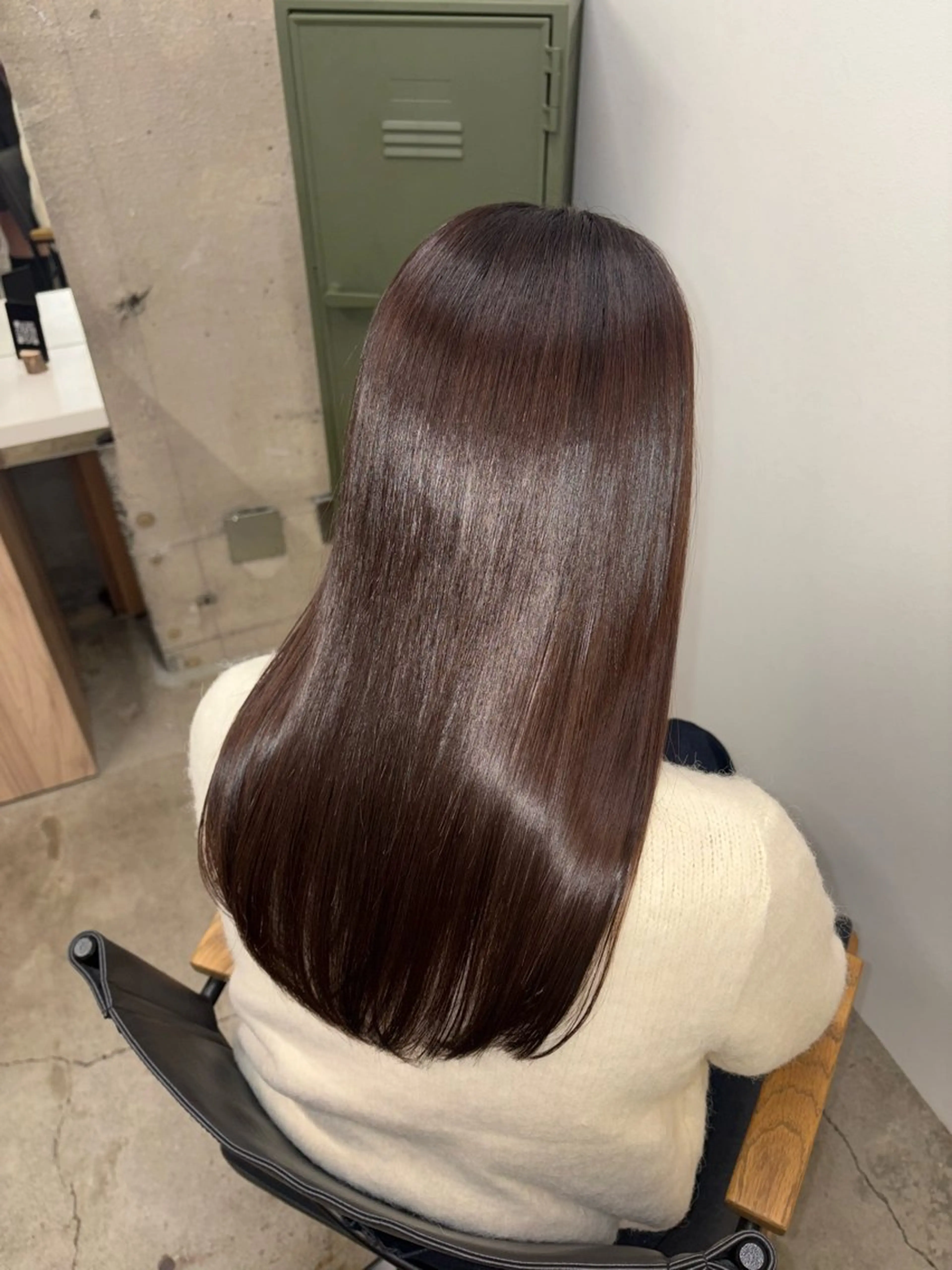 ロング yui /暖色、ブラウンのヘアスタイル