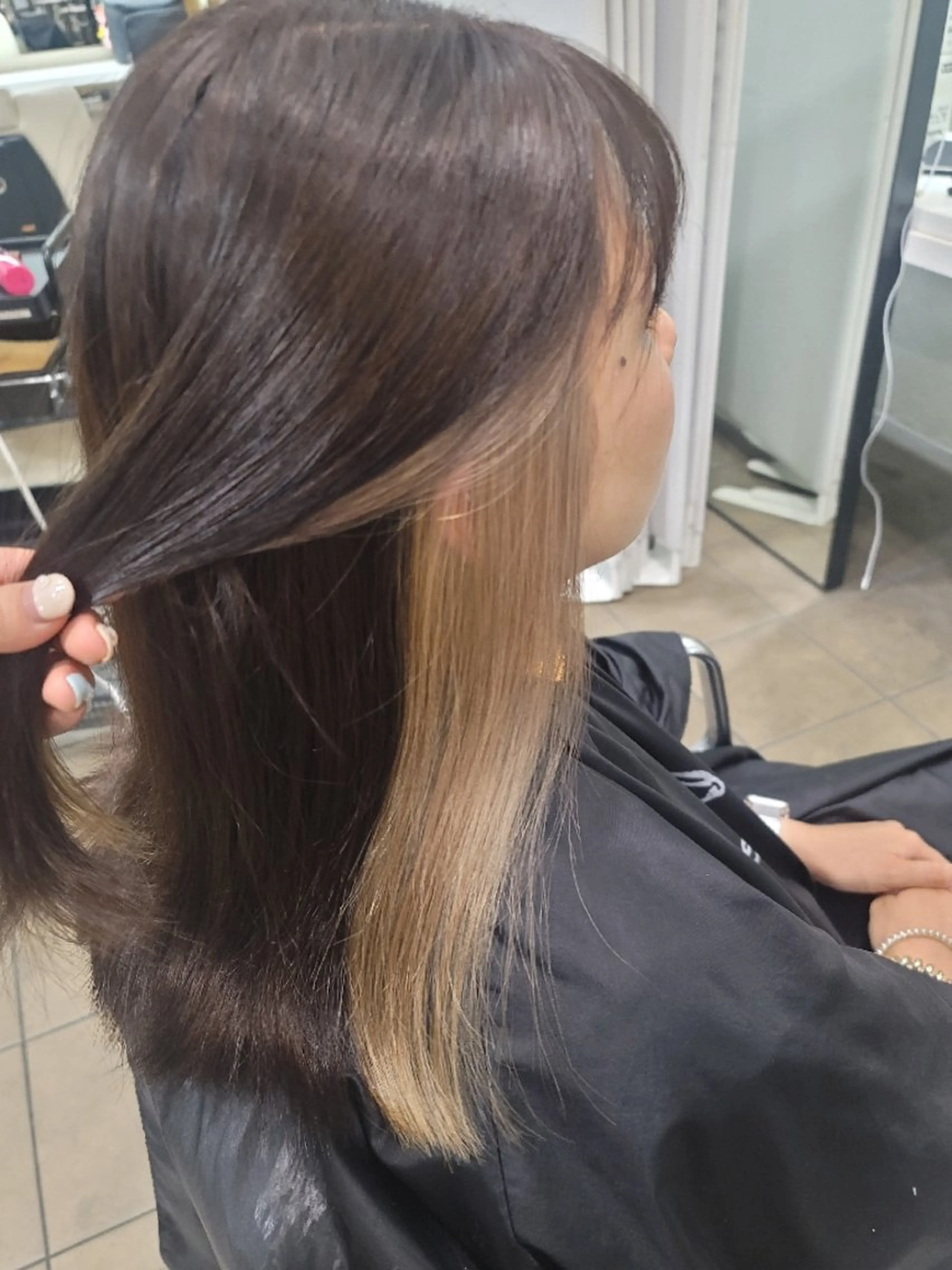 ミディアム カラー ベージュカラー インナーカラー 寺西紗友望/髪質改善 /ストレート/ボブのヘアスタイル