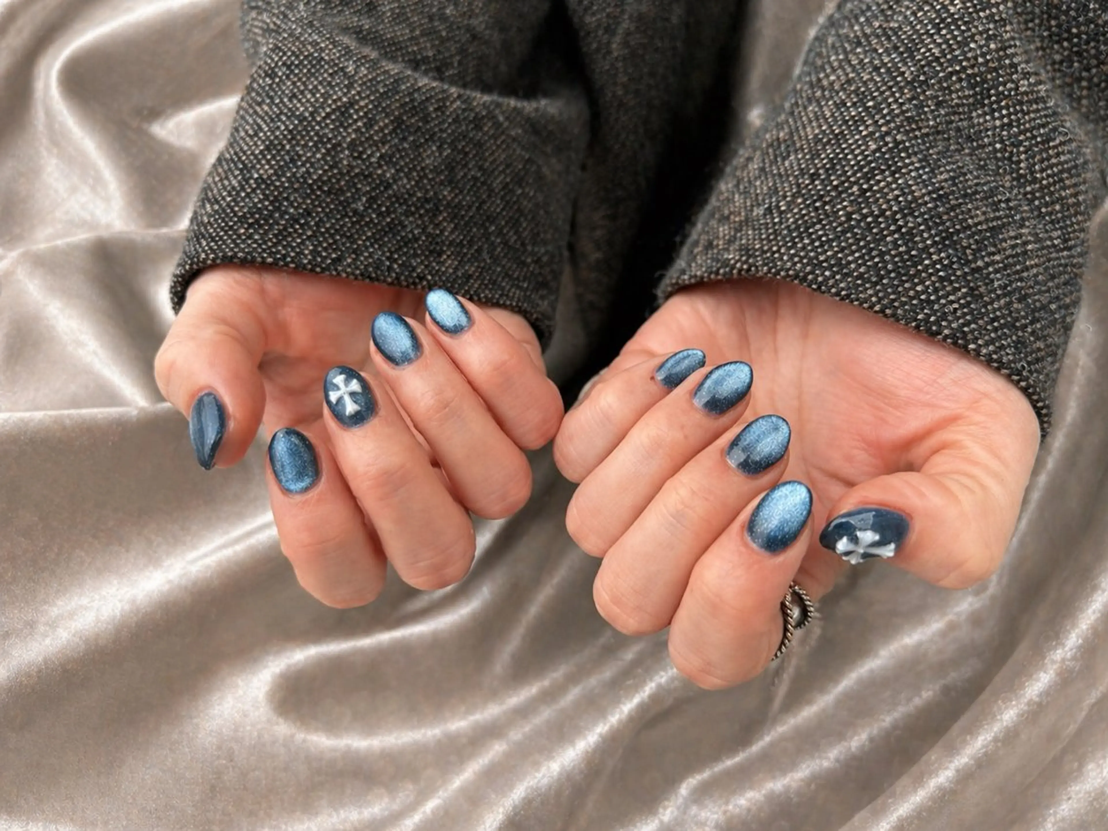 ネイル ブルー マグネットネイル ハンドネイル … SHIORIのネイルデザイン