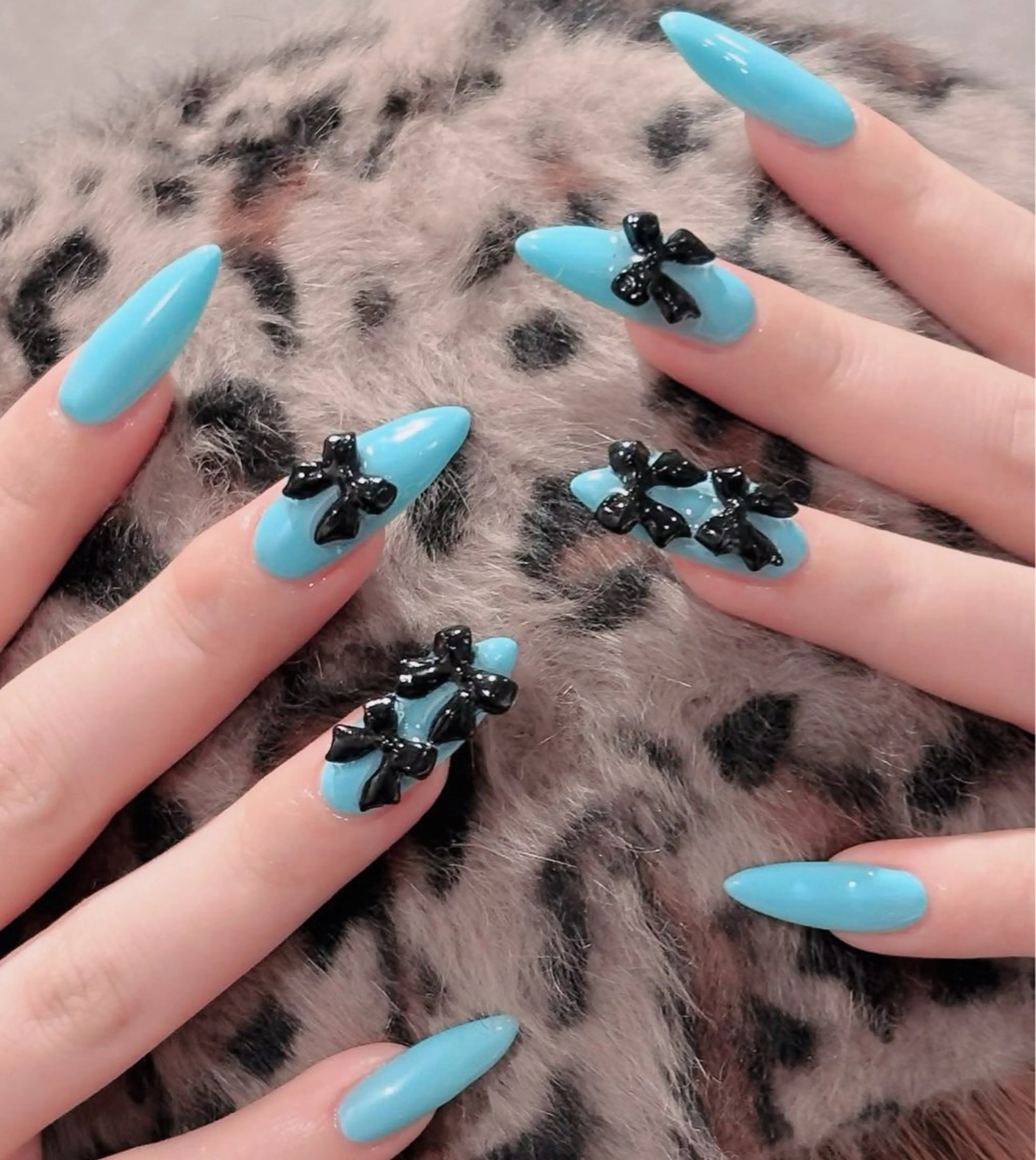 ネイル フレンチネイル ジェルネイル ガラスフレンチ ハロウィン ハート ハンドネイル H.baby Nail Salonのネイルデザイン