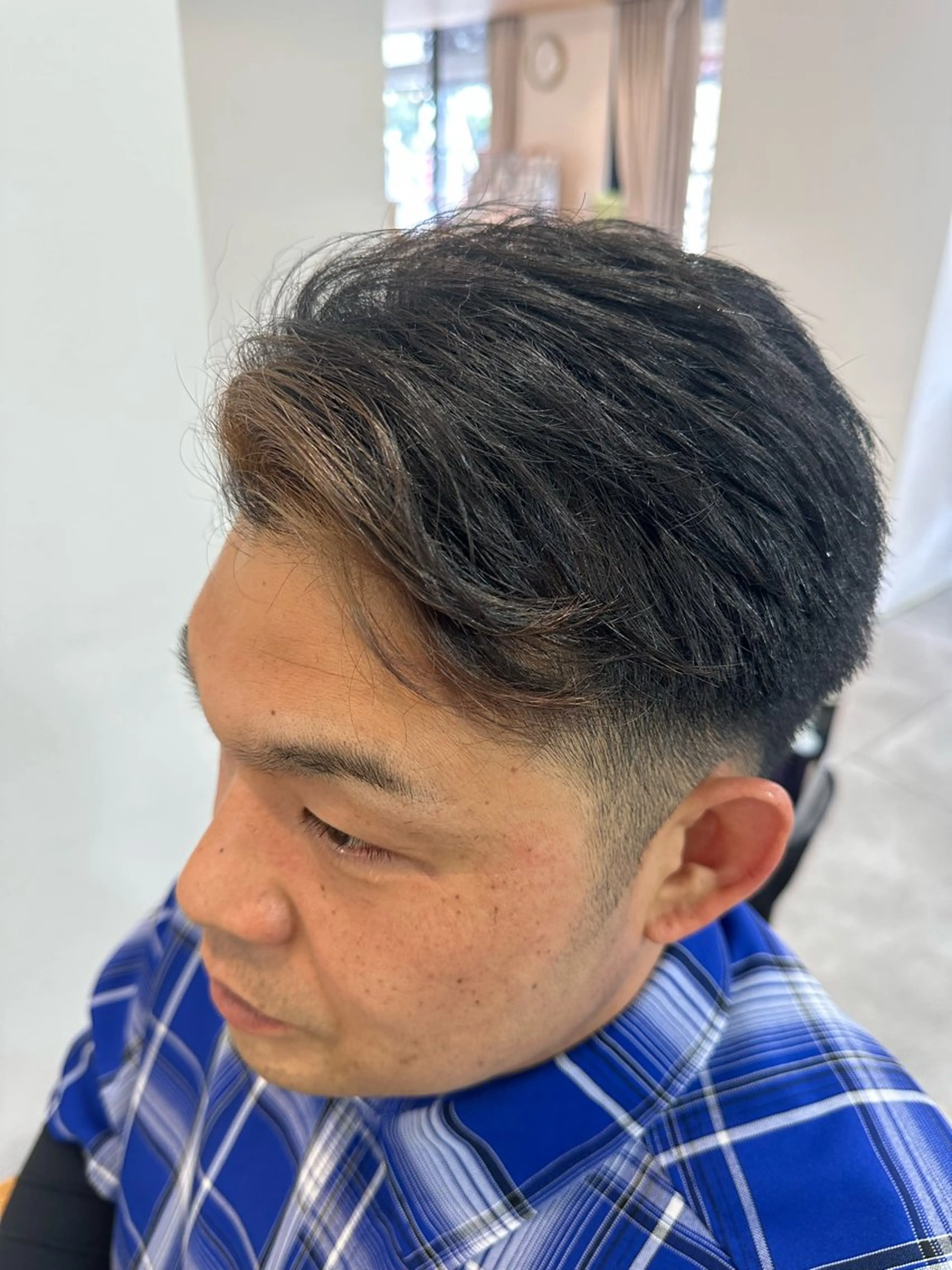 メンズ メンズインナーカラー 刈り上げ 立川 芽依のヘアスタイル