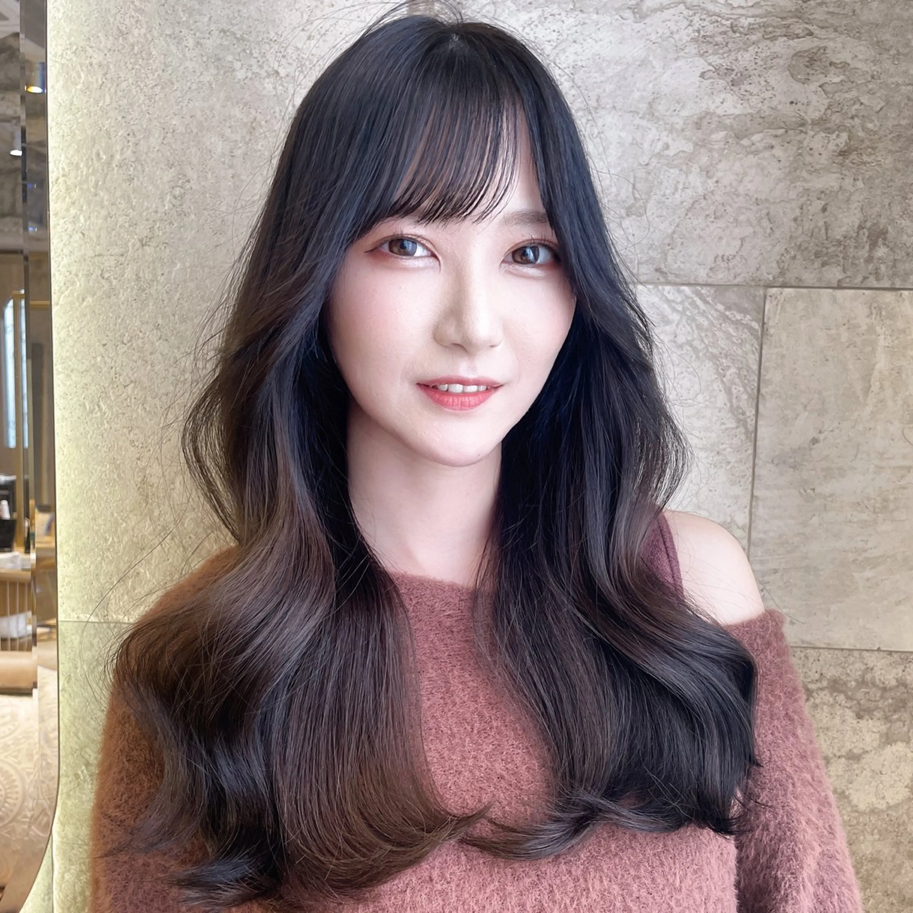 ロング 韓国風ヘア カット ヘアカラー トリートメント Kanami/韓国風 /艶カラーのヘアスタイル