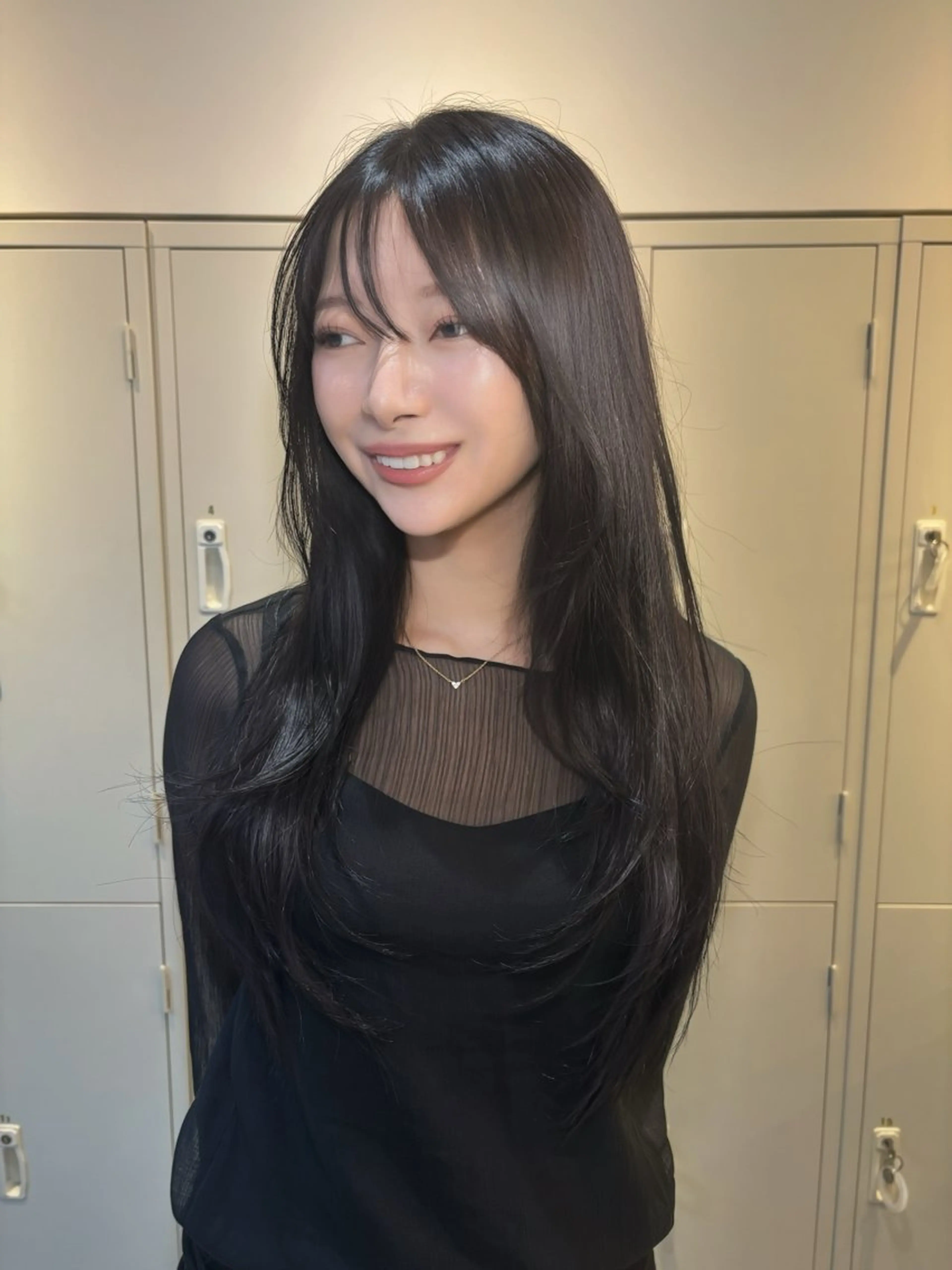 ロング レイヤーカット ヘアカラー トリートメント 🍀祥吾🍀レイヤー 艶髪❣️髪質改善❤️のヘアスタイル